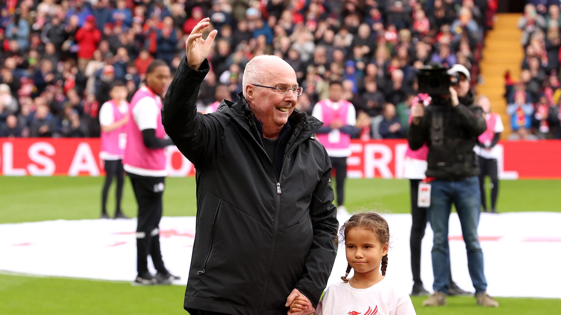 Tea in the Boot Room, YNWA and nights at Anfield – Sven's Liverpool story