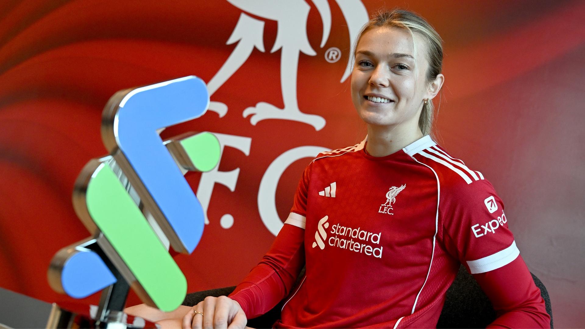 Beata Olsson retains LFC Women Player of the Month award