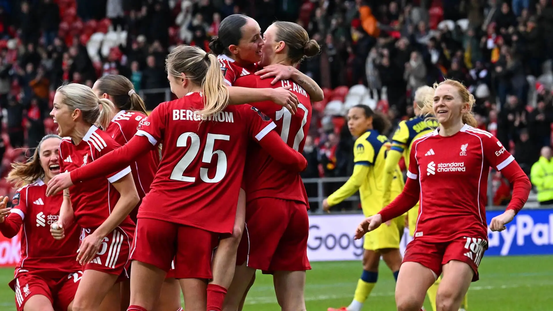 'So crazy' - Enderby and Holland on Liverpool's last-gasp WSL victory