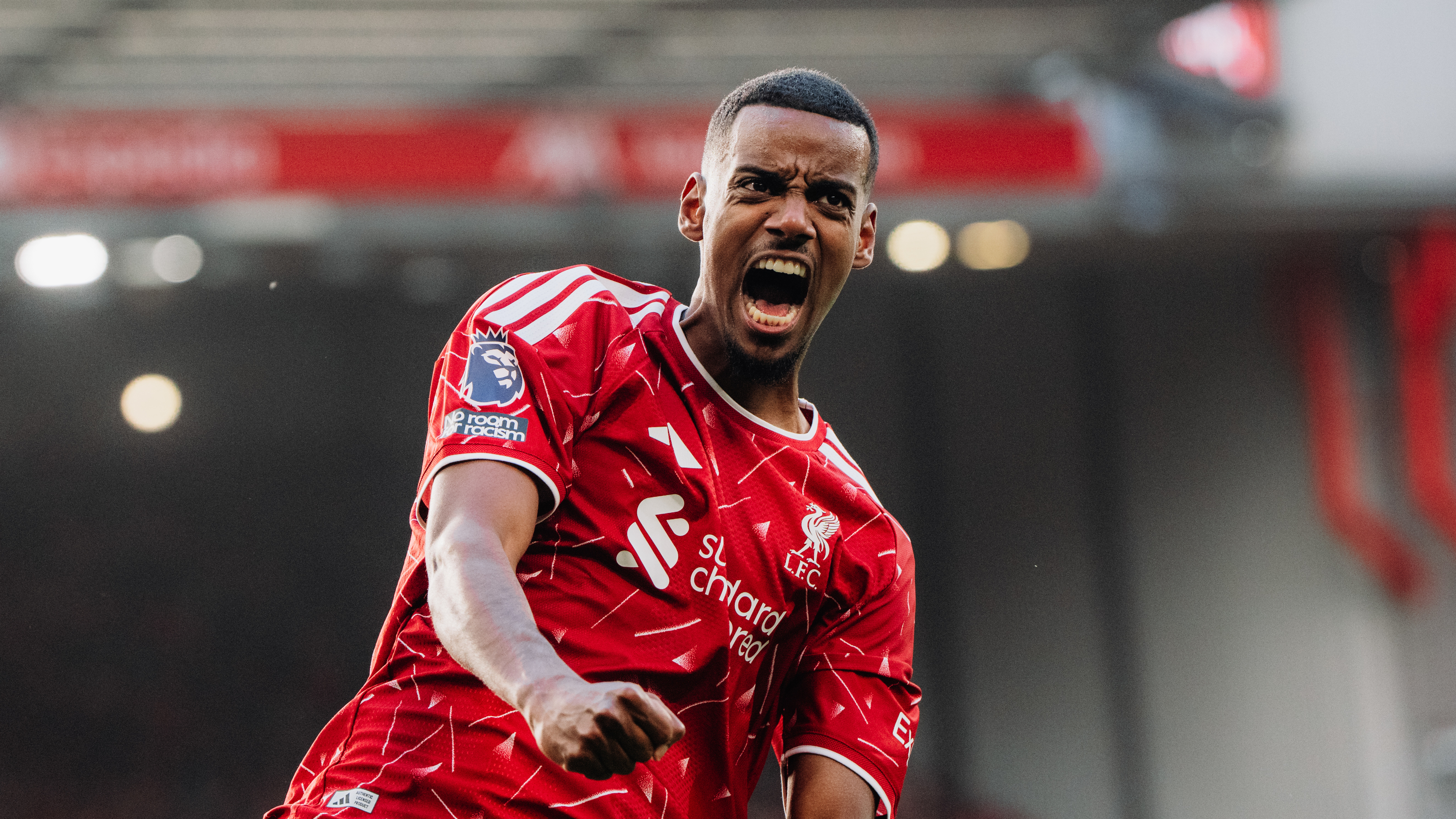 Ronald Araujo and Alexander Isak voted into Premier League Fan Team of ...