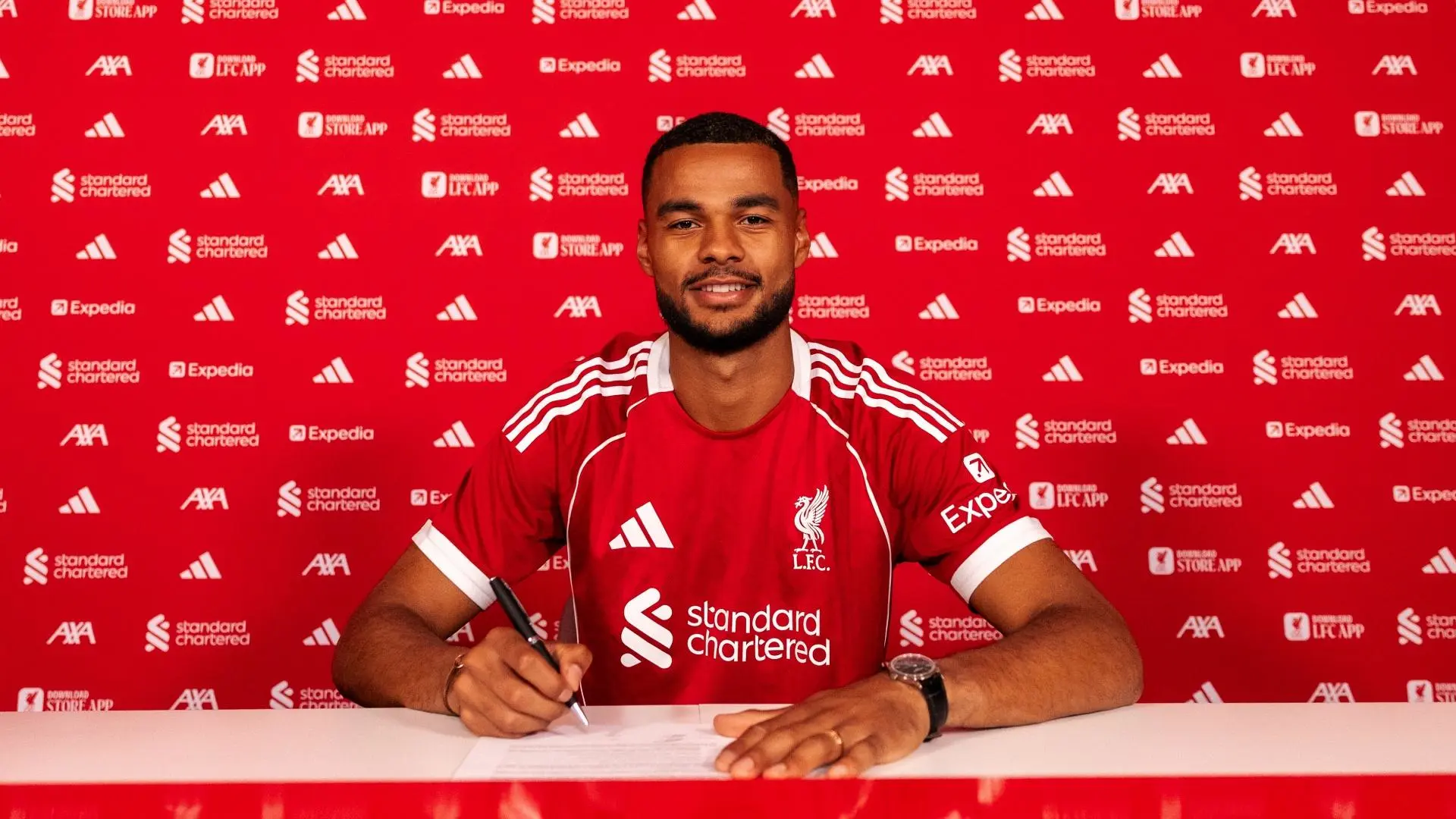 Cody Gakpo signs new Liverpool FC contract