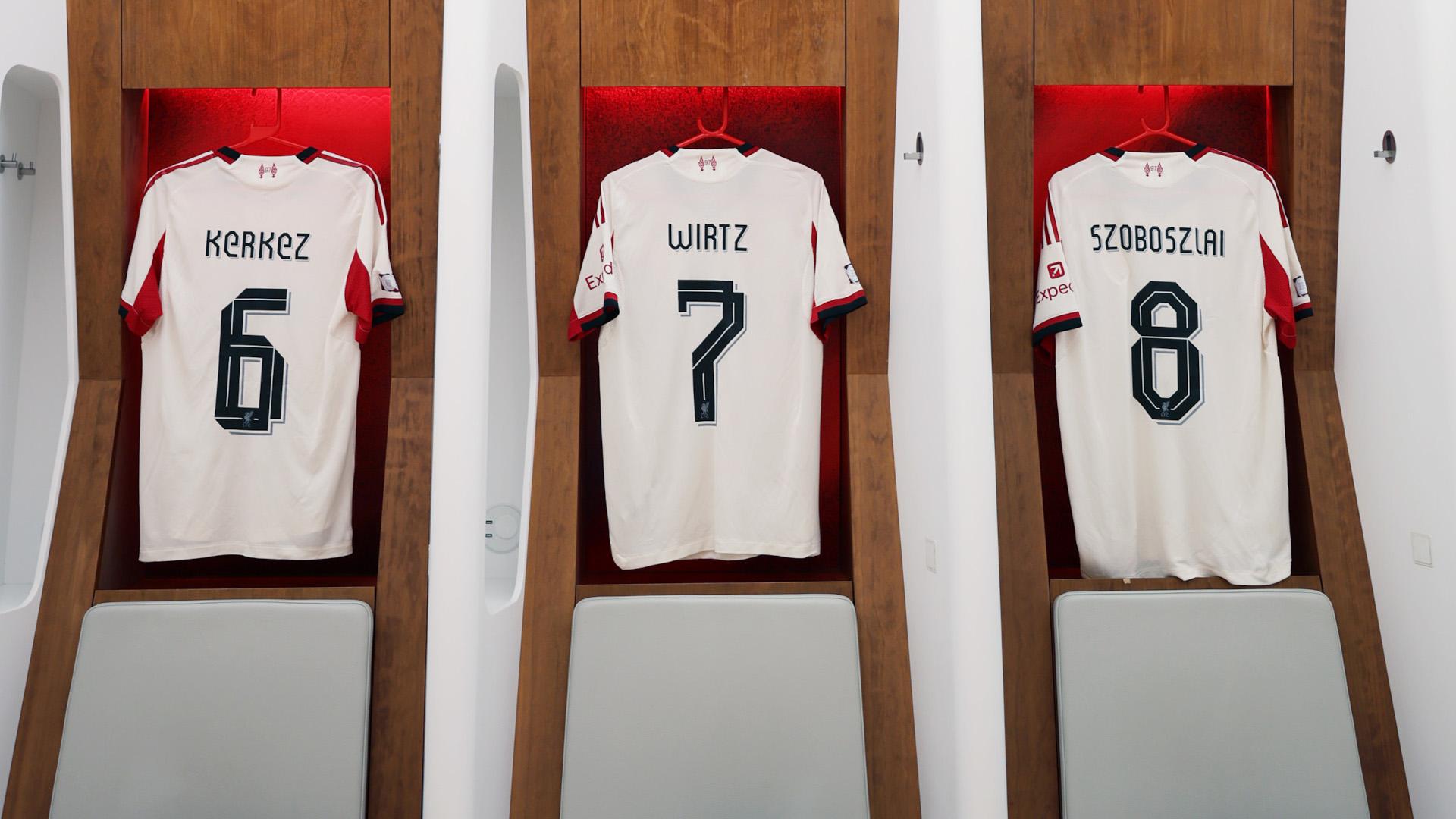 Which kit will Liverpool wear at Manchester United on Sunday?
