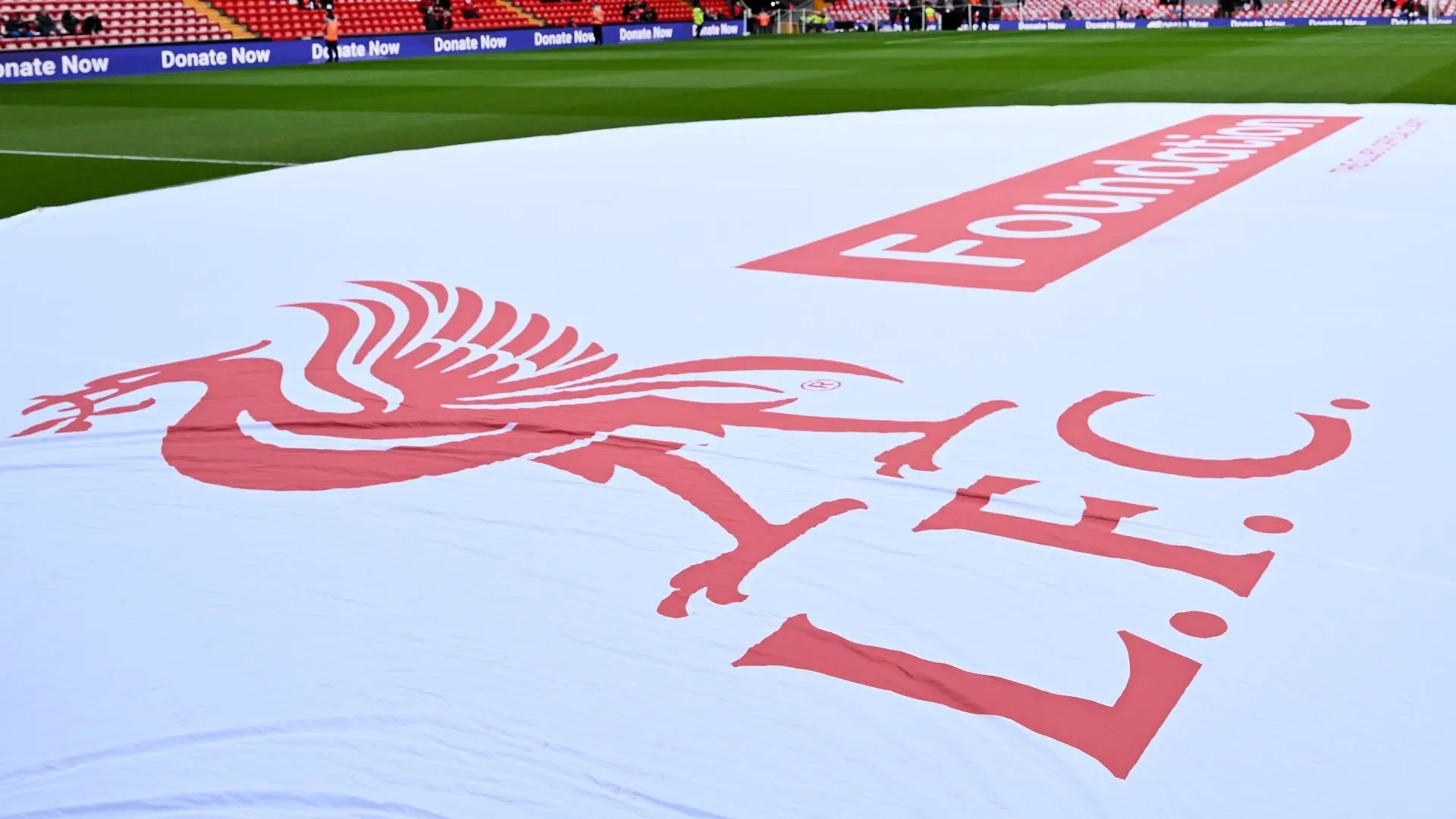 New: Support LFC Foundation while shopping at club's online store