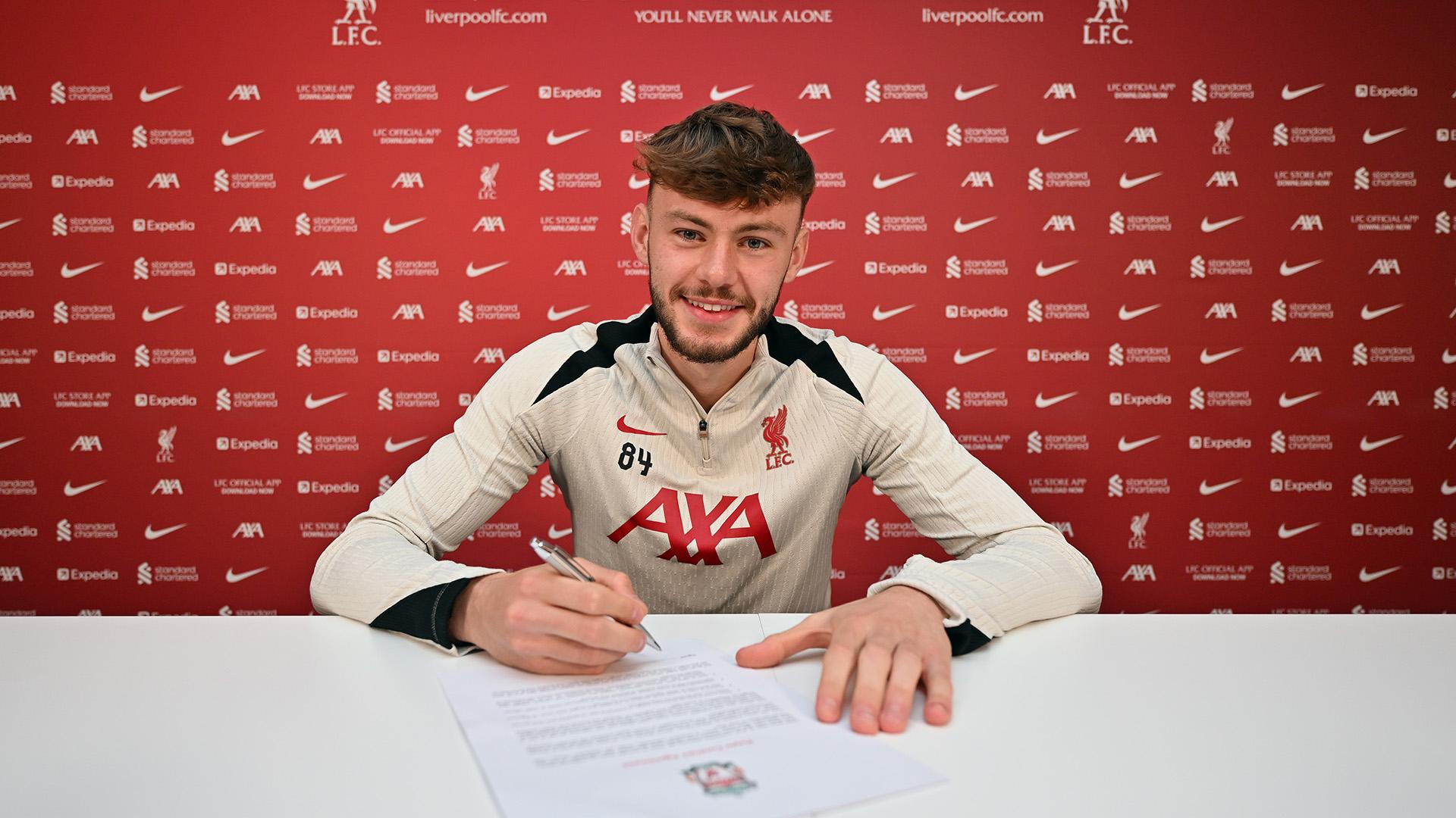 Conor Bradley signs new Liverpool FC contract