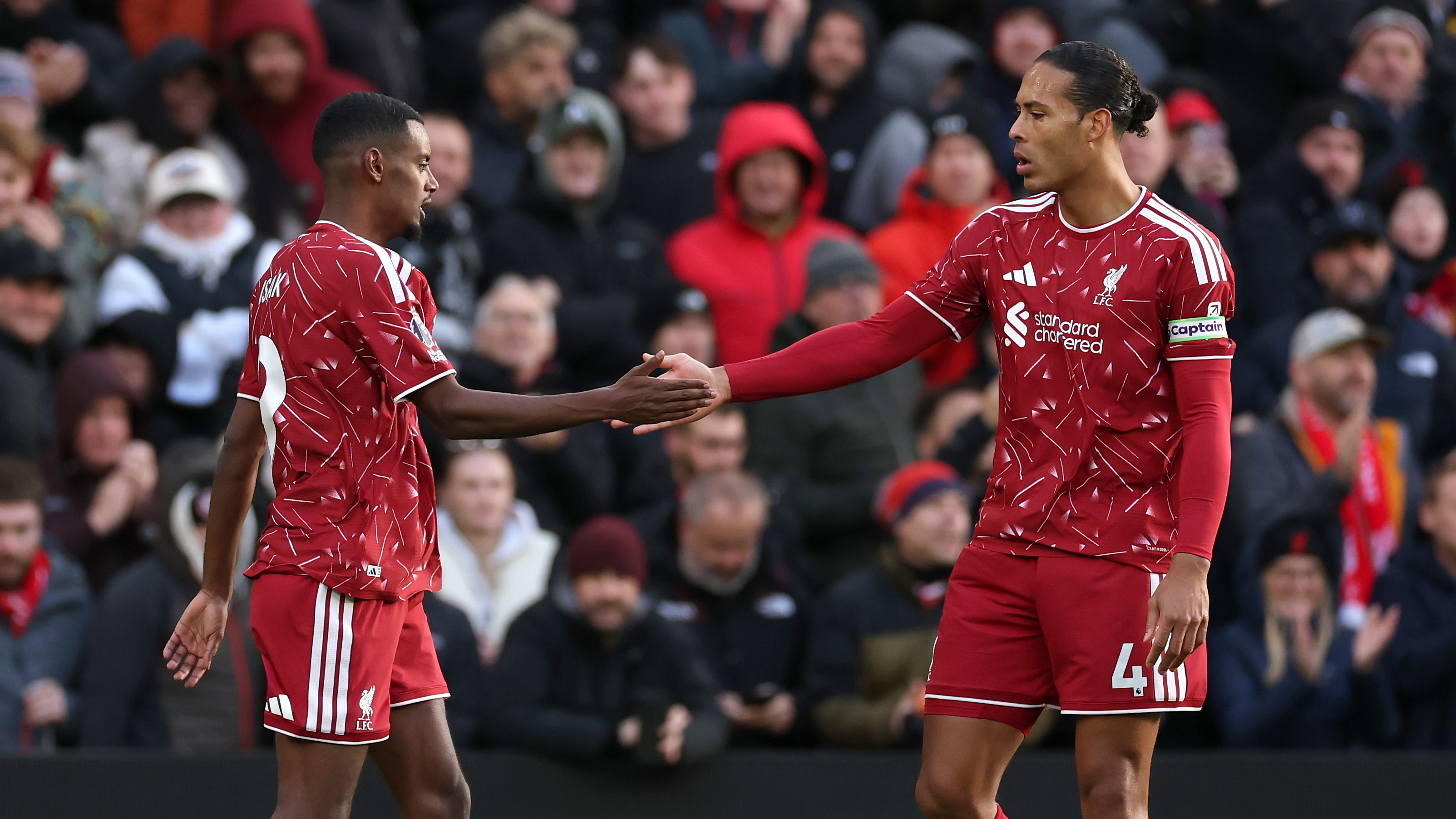 Alexander Isak and Virgil van Dijk - 29/10/2026