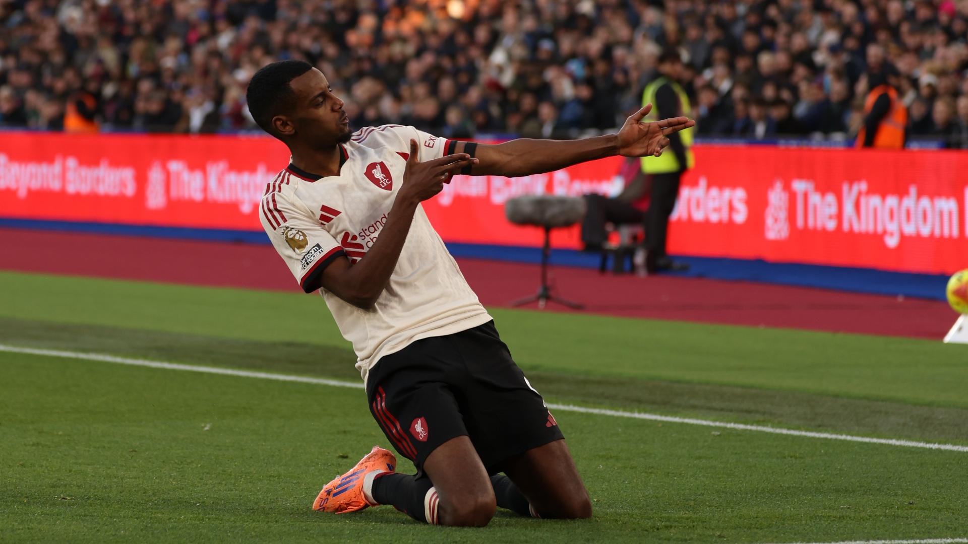 West Ham United 0-2 Liverpool: Watch free highlights