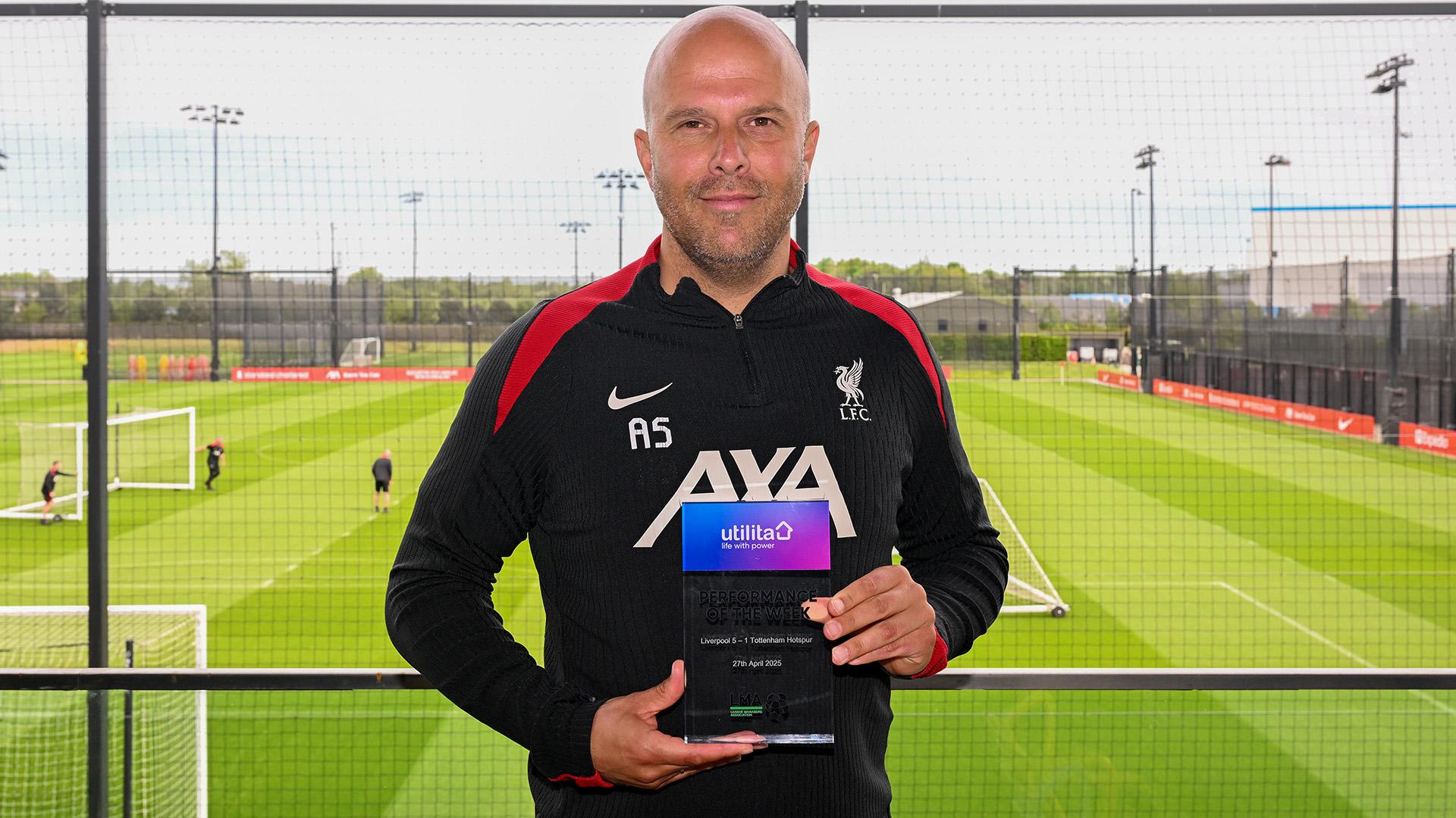 Arne Slot receives LMA Performance of the Week award