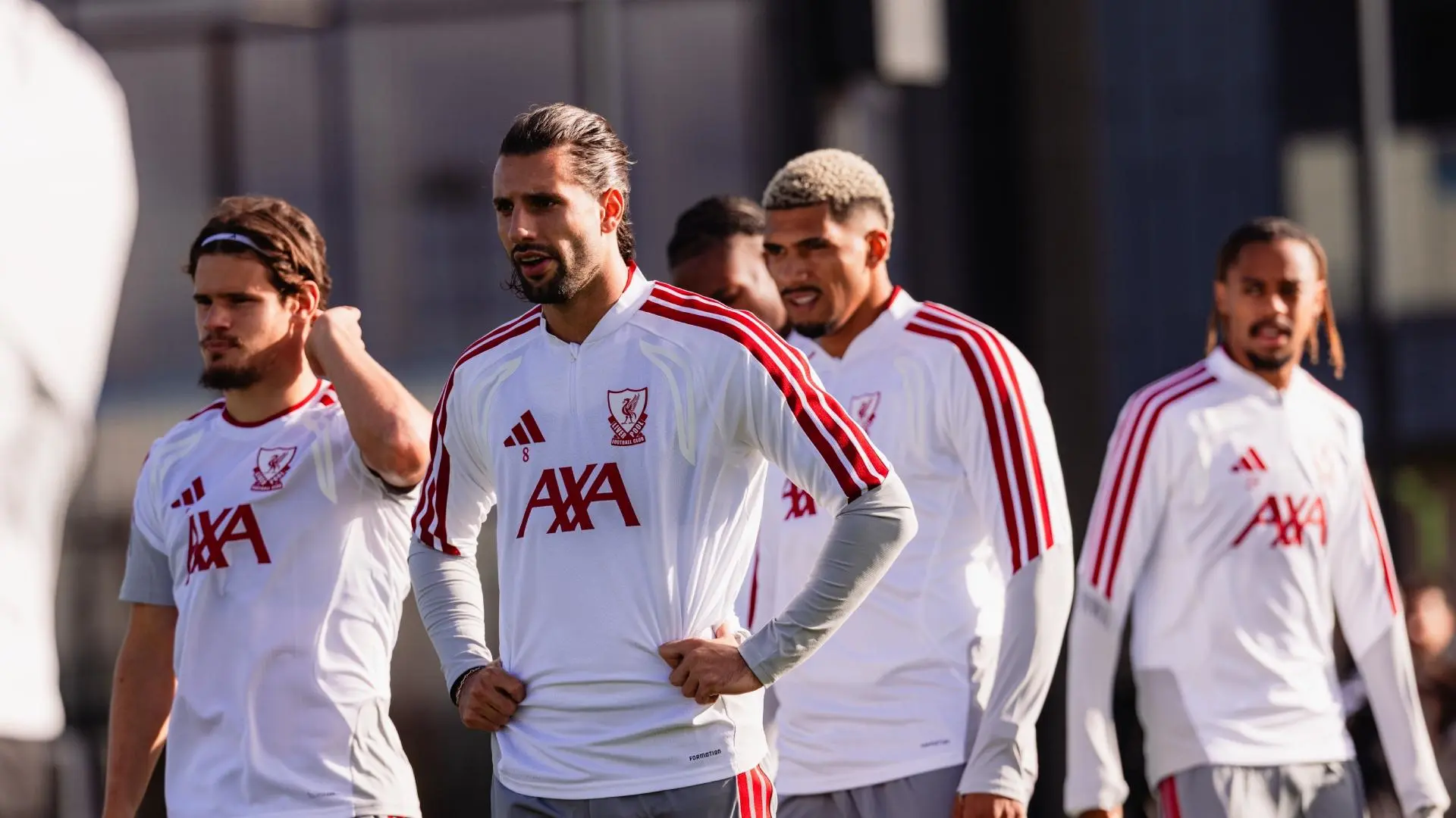 Liverpool v Fulham: Team news
