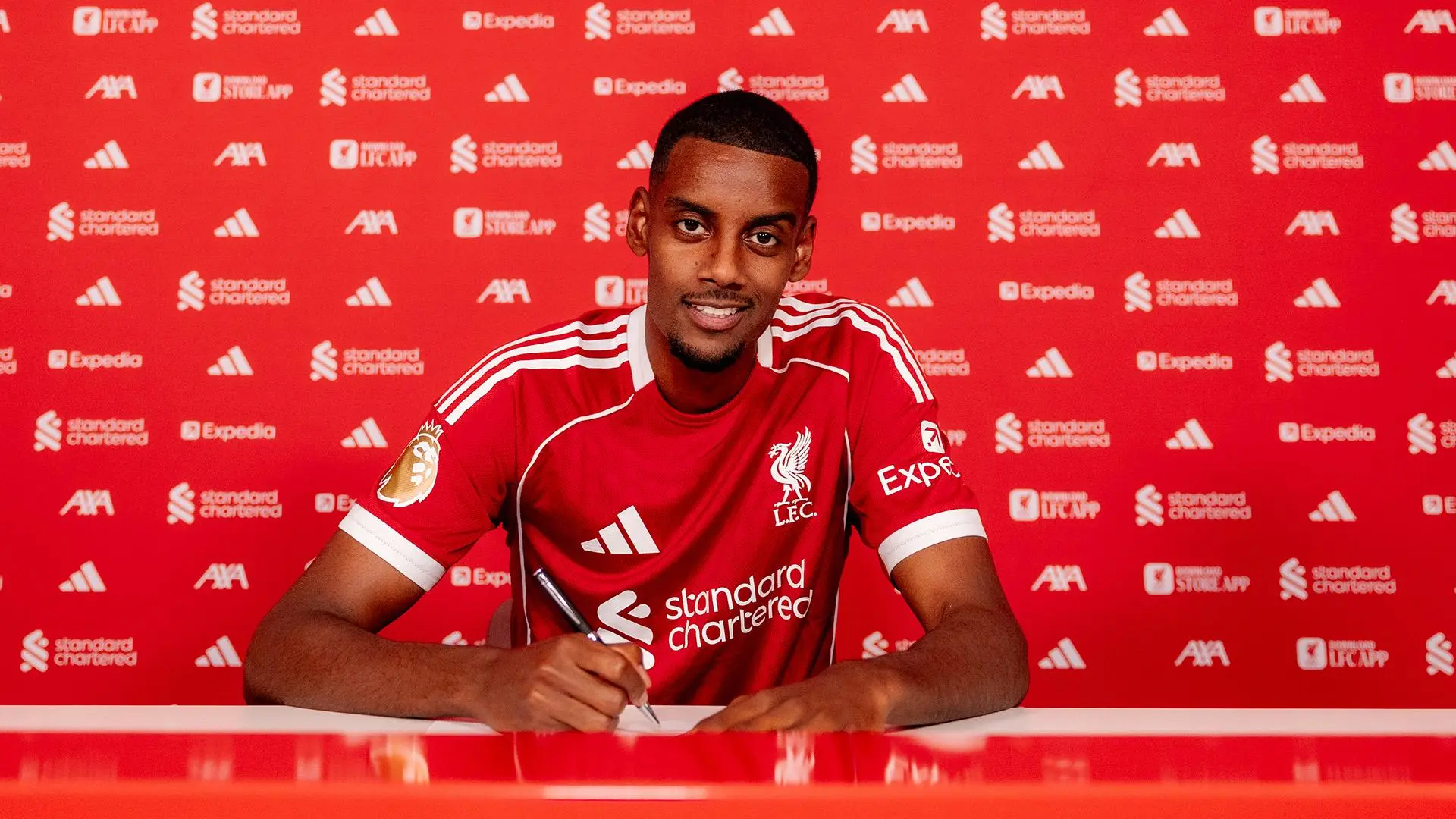 Liverpool complete signing of Alexander Isak