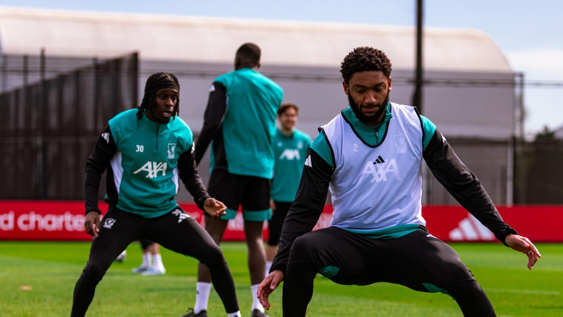 Liverpool v Fulham: Team news