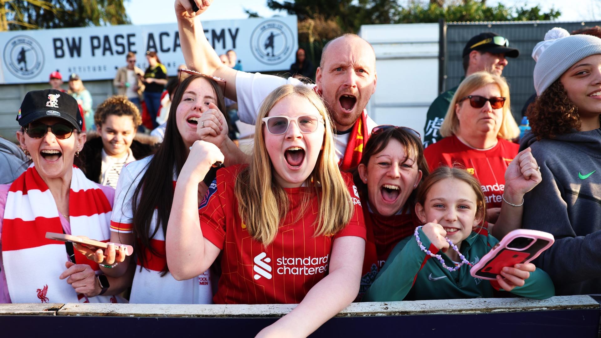 Another season of free fan travel to LFC's WSL fixtures thanks to Expedia