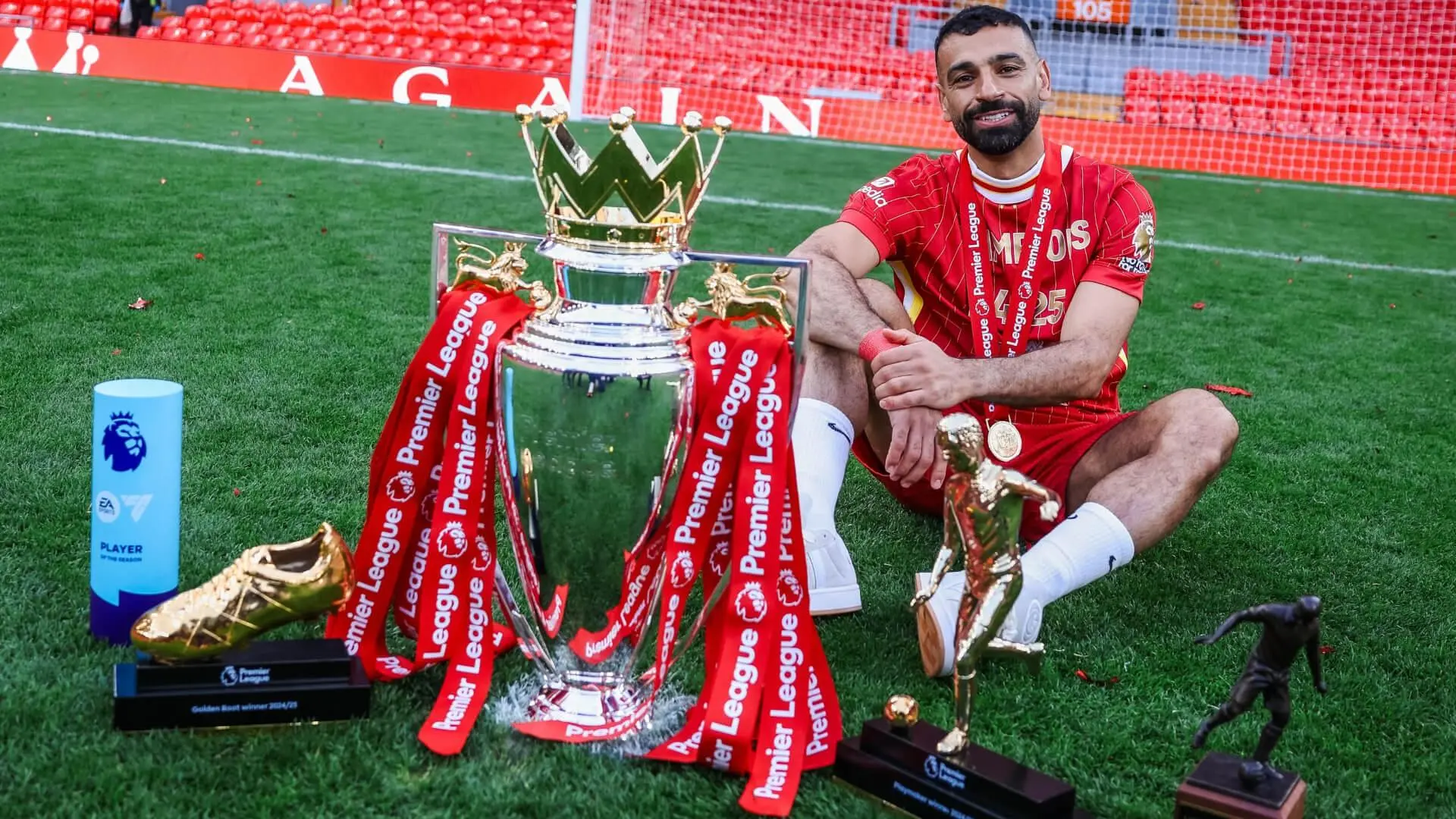 15 iconic photos from Mohamed Salah's Liverpool career