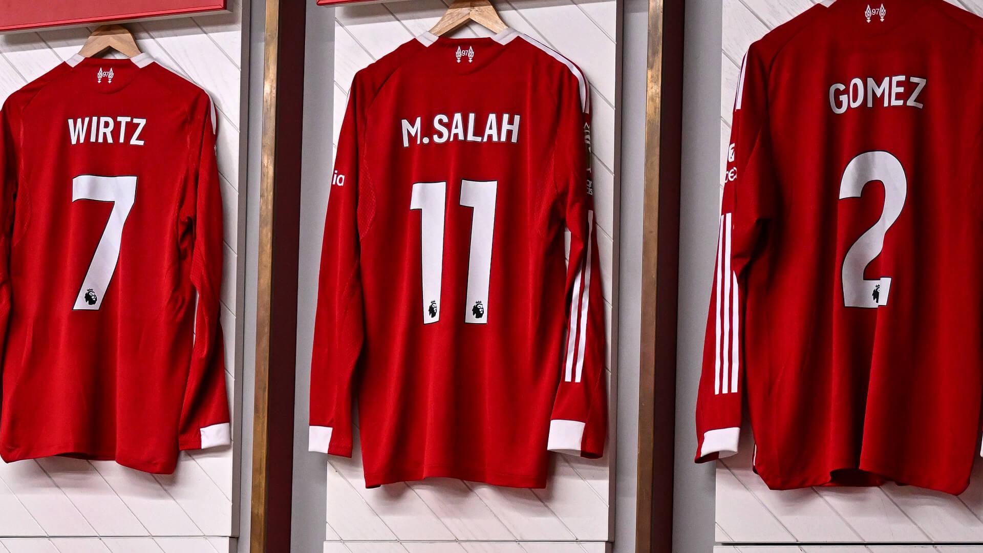Which kit will Liverpool wear against Eintracht Frankfurt?