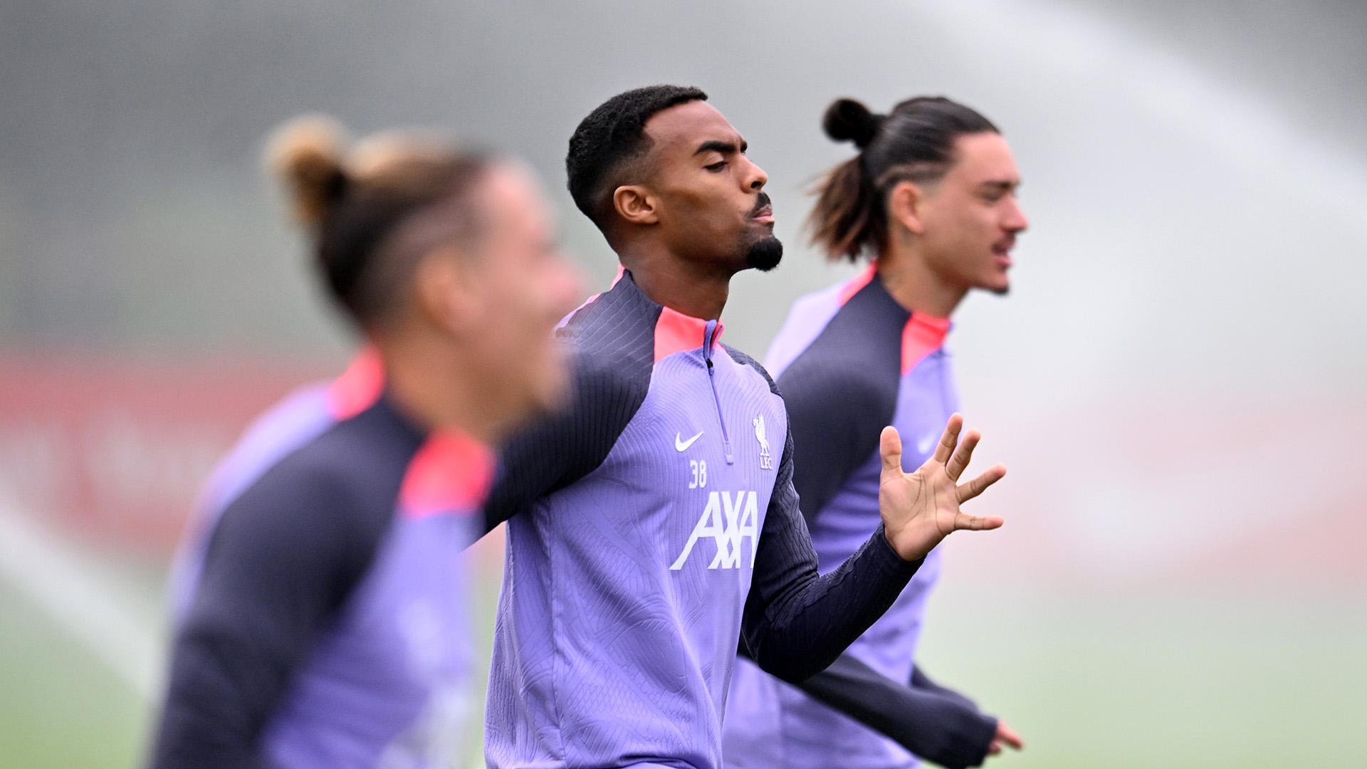 Manchester United v Liverpool: FA Cup team news
