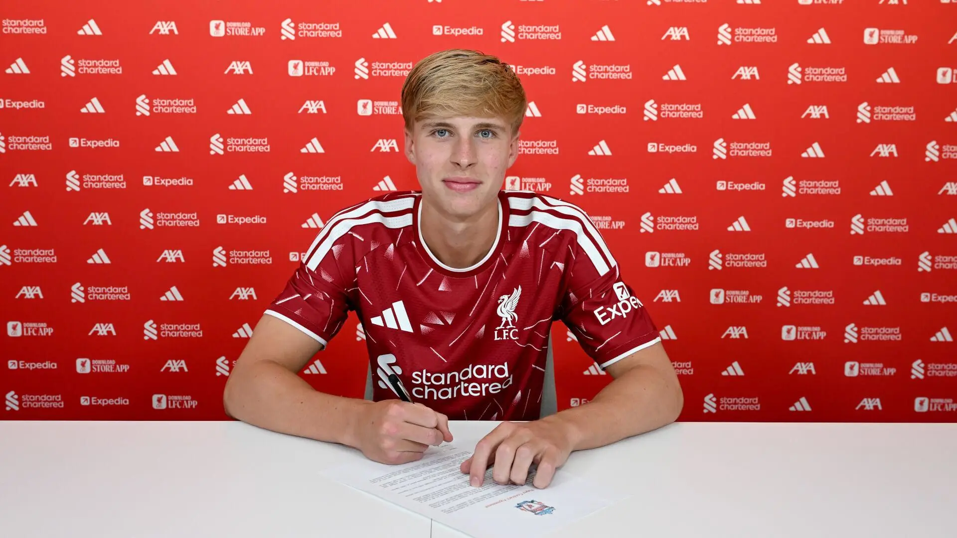 Oliver O'Connor signs first professional deal with LFC