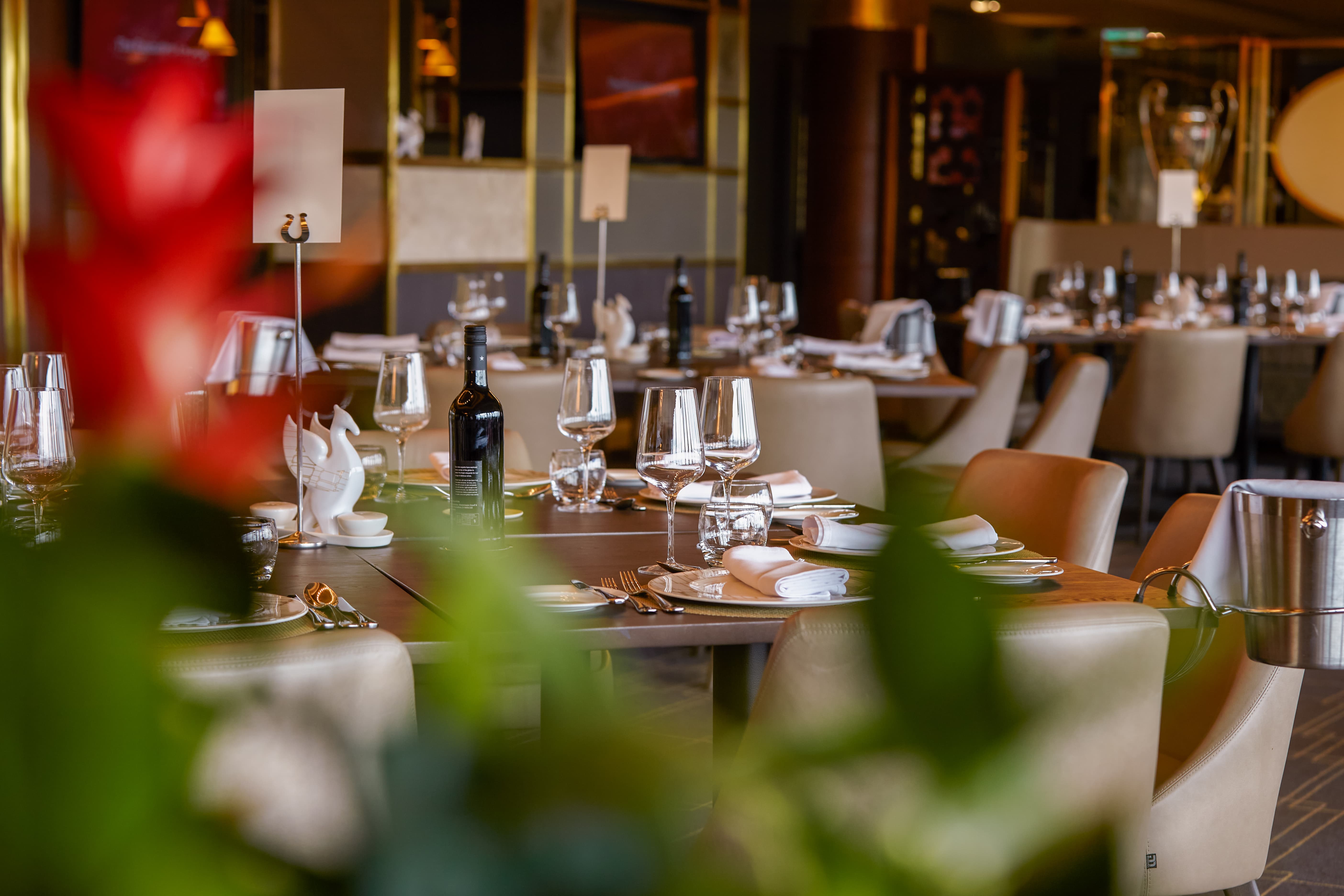 Executive Lounge Image 1