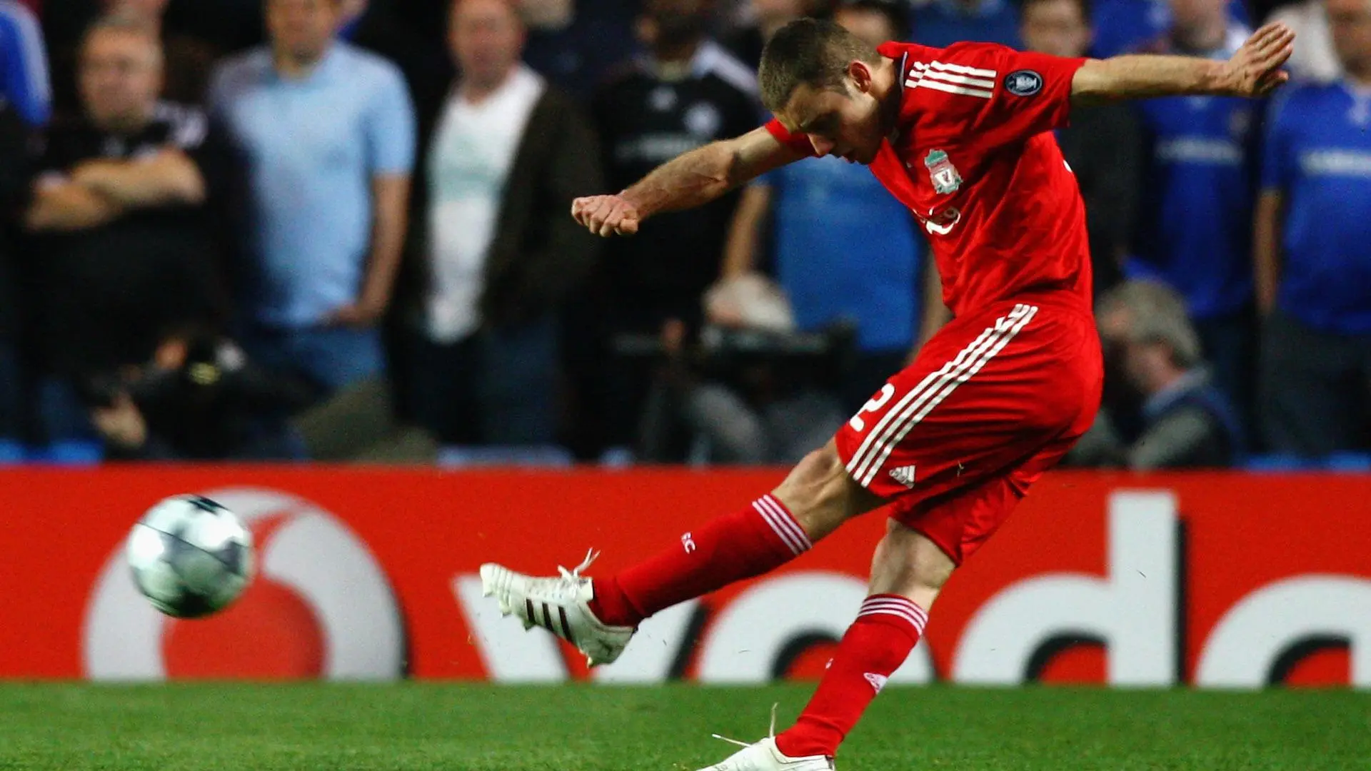 Video: Nine clever Liverpool free-kicks