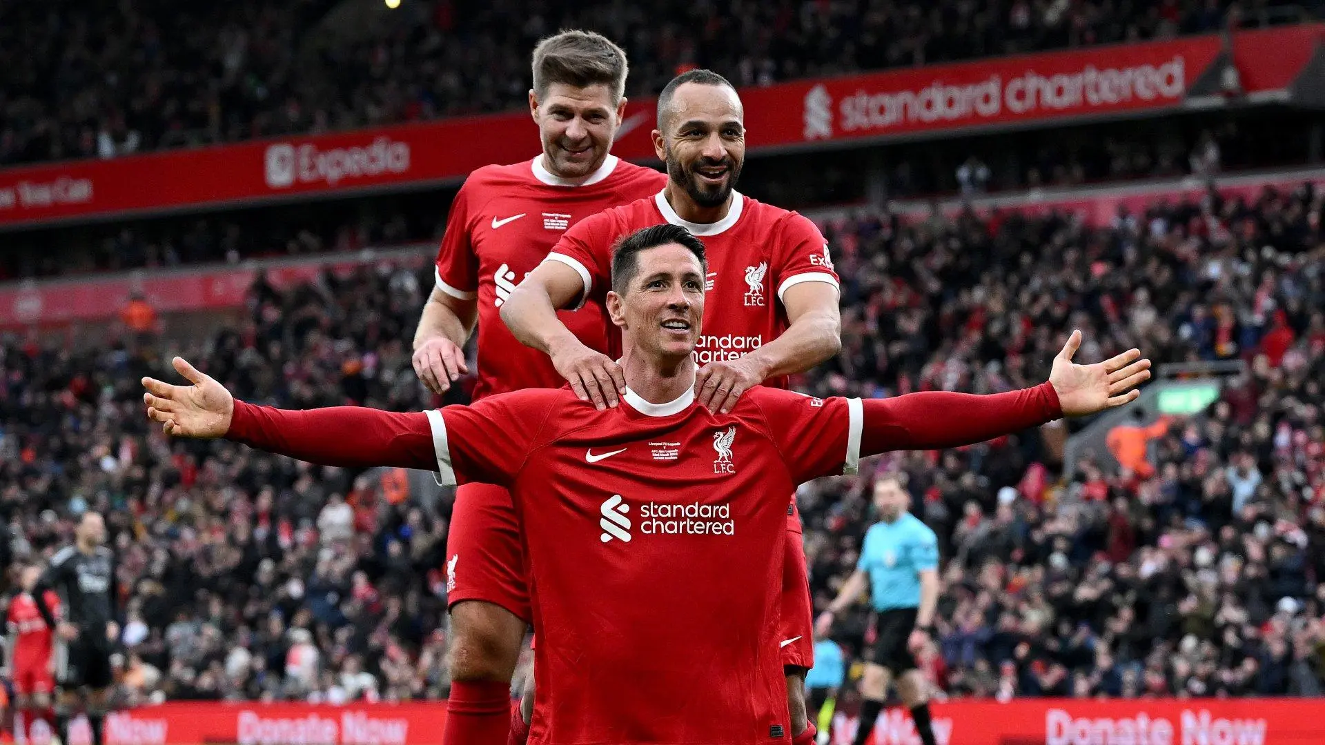 Match photos: Fernando Torres goal caps Anfield win for LFC Legends over Ajax Legends