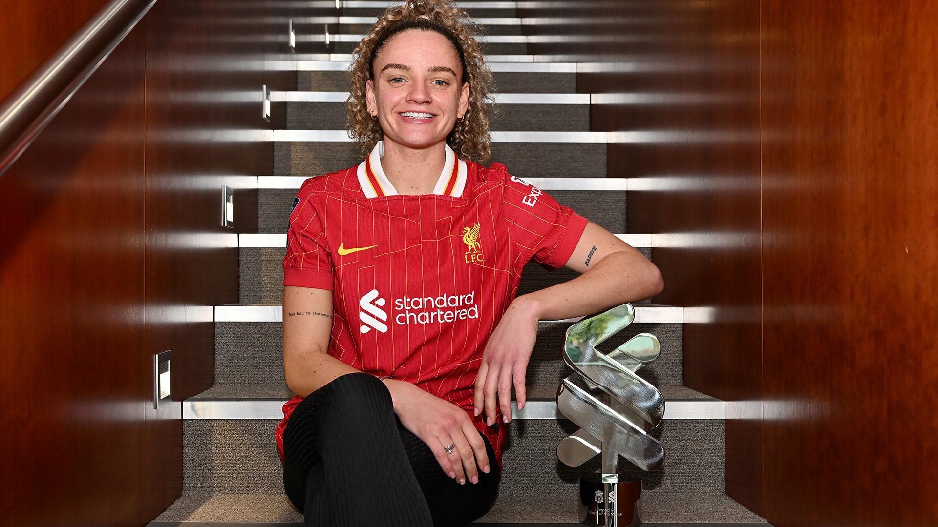 Leanne Kiernan wins February's LFC Women Player of the Month award