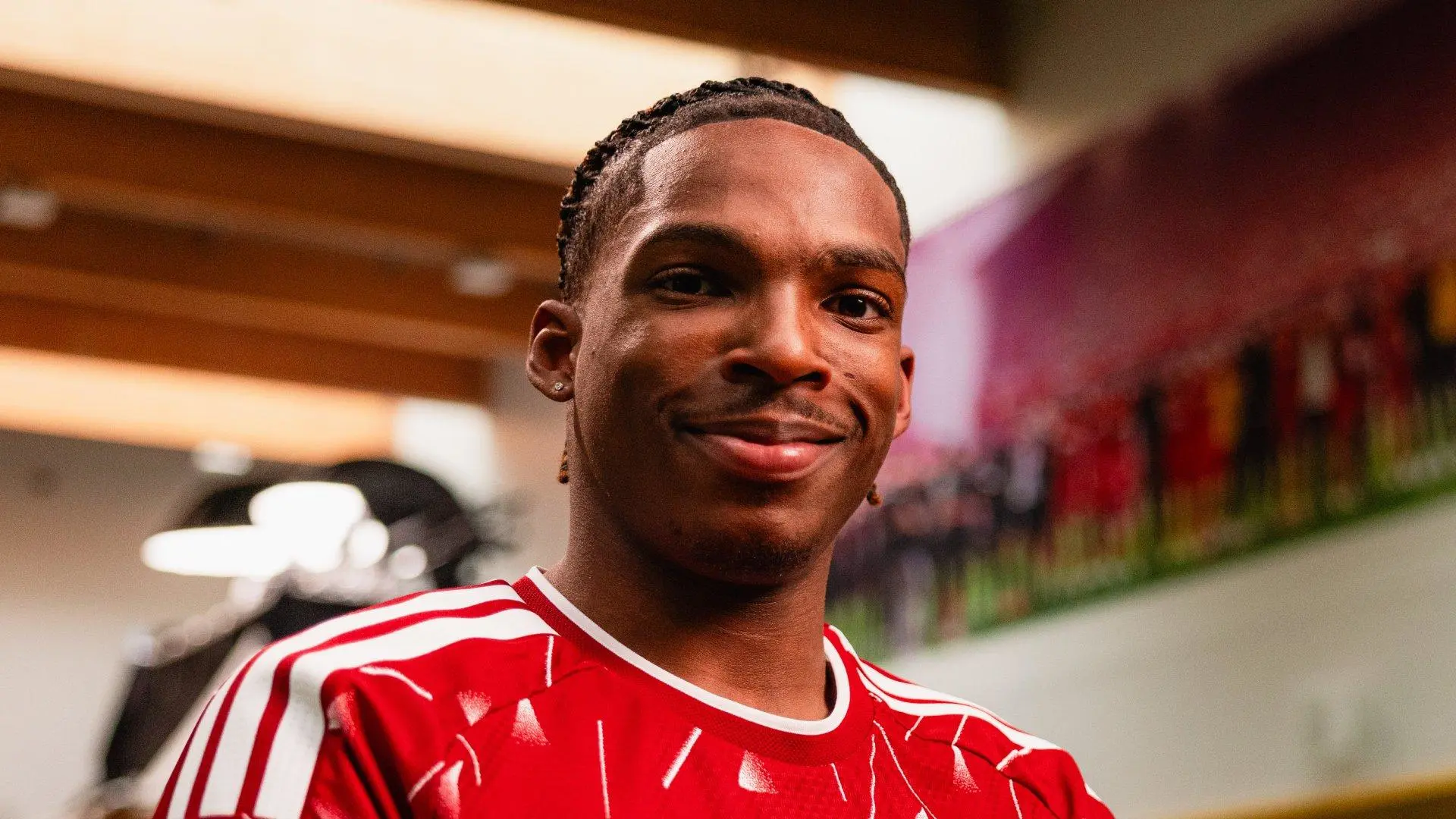 Jeremy Jacquet factfile: Aerial dominance, Van Dijk respect and LFC homework