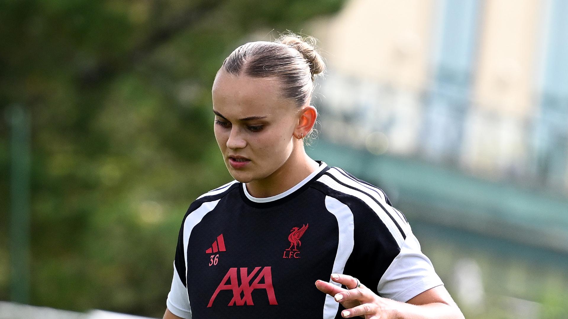 Zara Shaw called up for England U20s' pre-World Cup camp