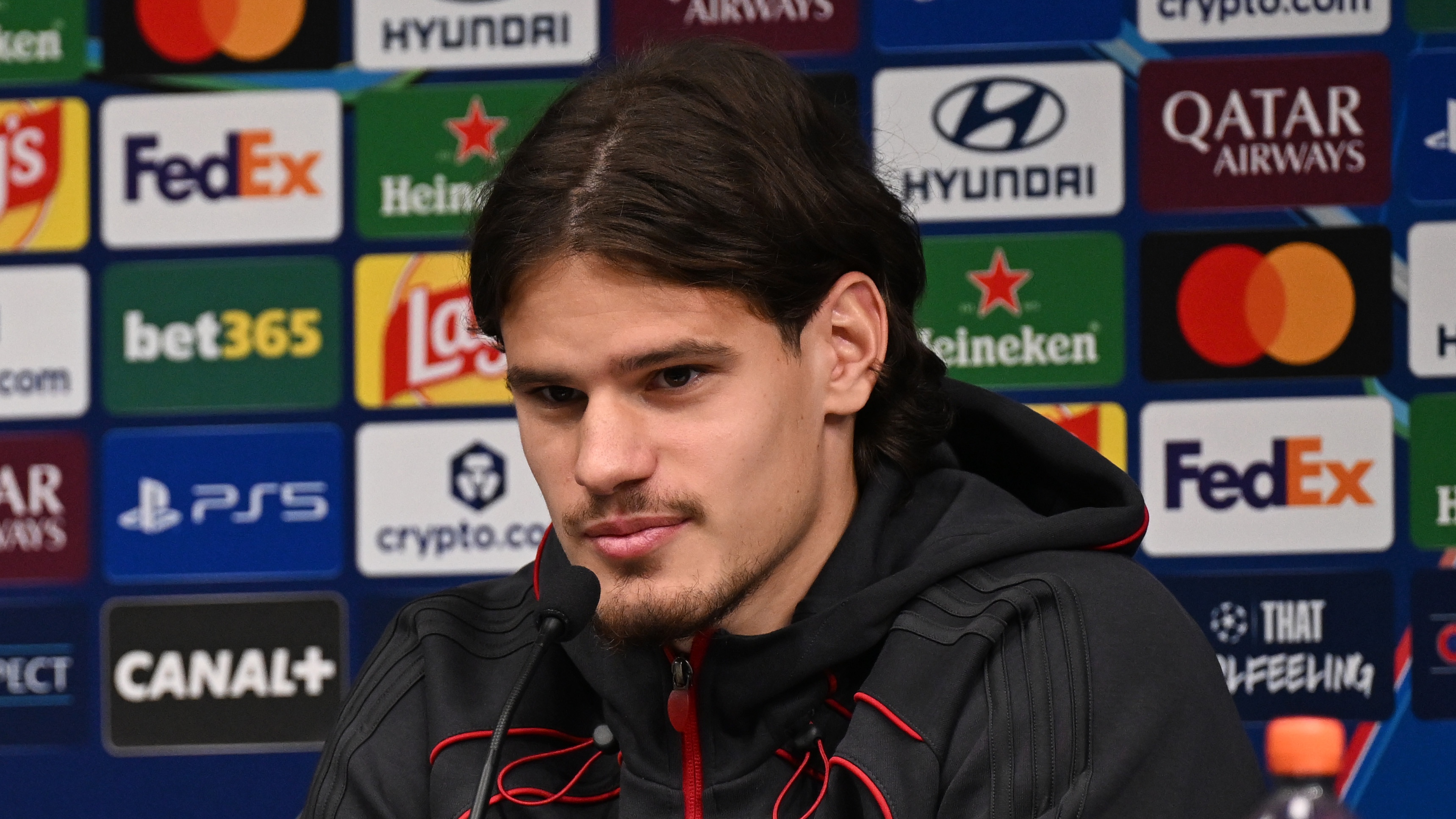milos-kerkez-liverpool-fc-131026