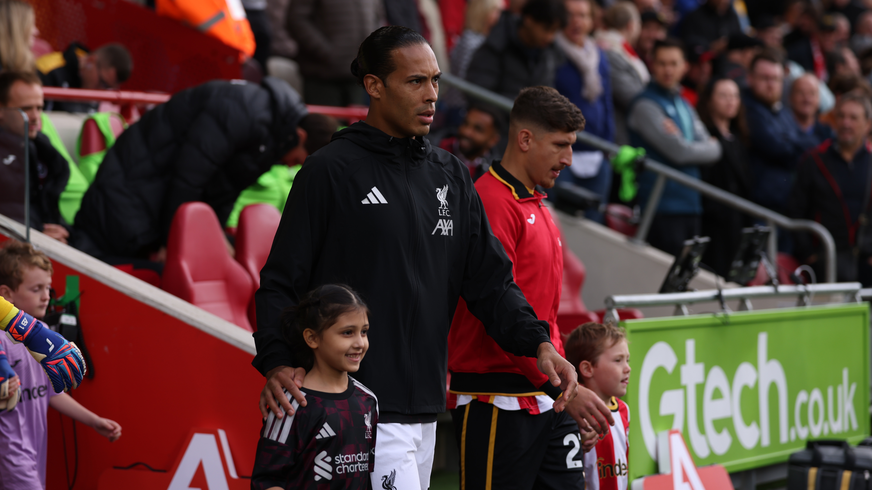 Virgil van Dijk at Brentford - 17/10/2026