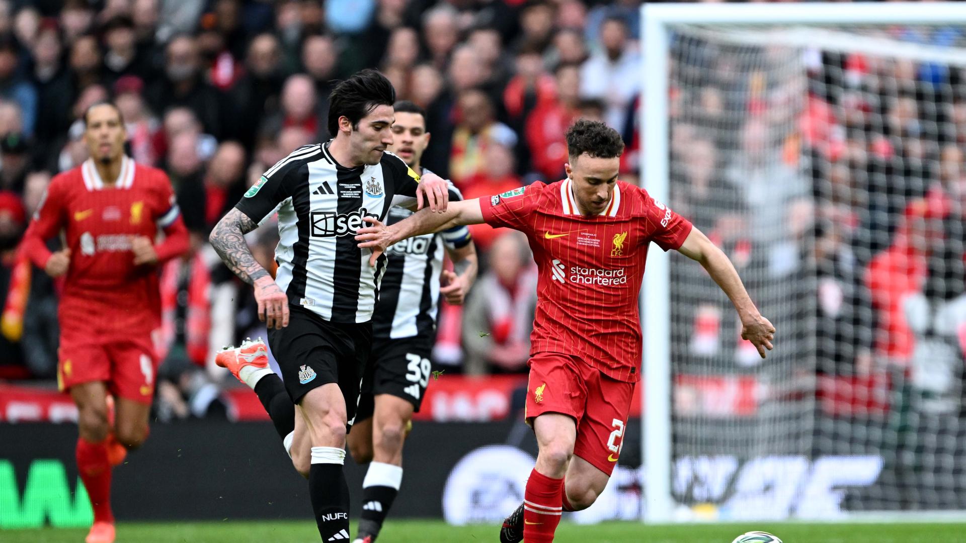 Liverpool beaten at Wembley by Newcastle in Carabao Cup final