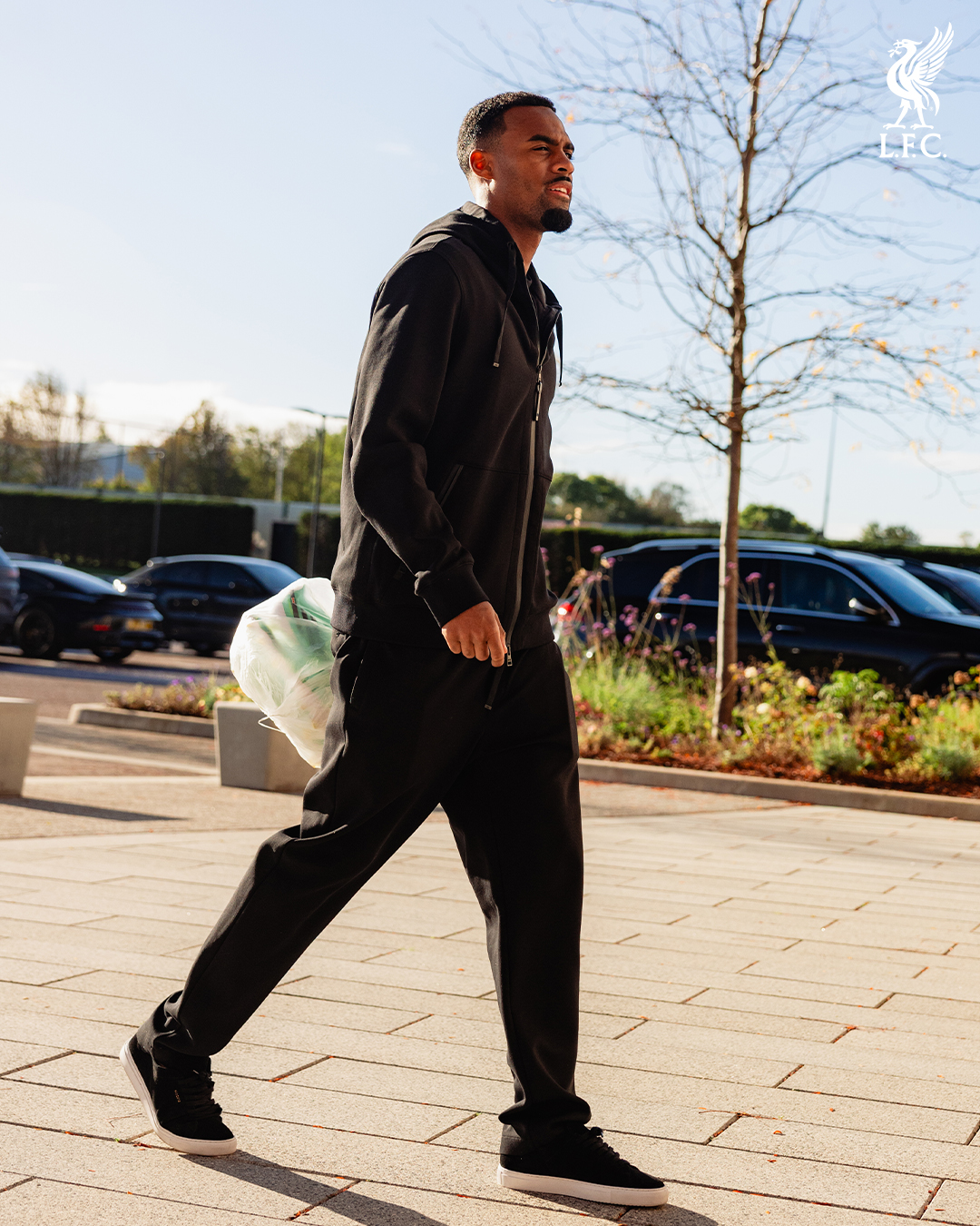 Arrivals gallery - 8/10/2026