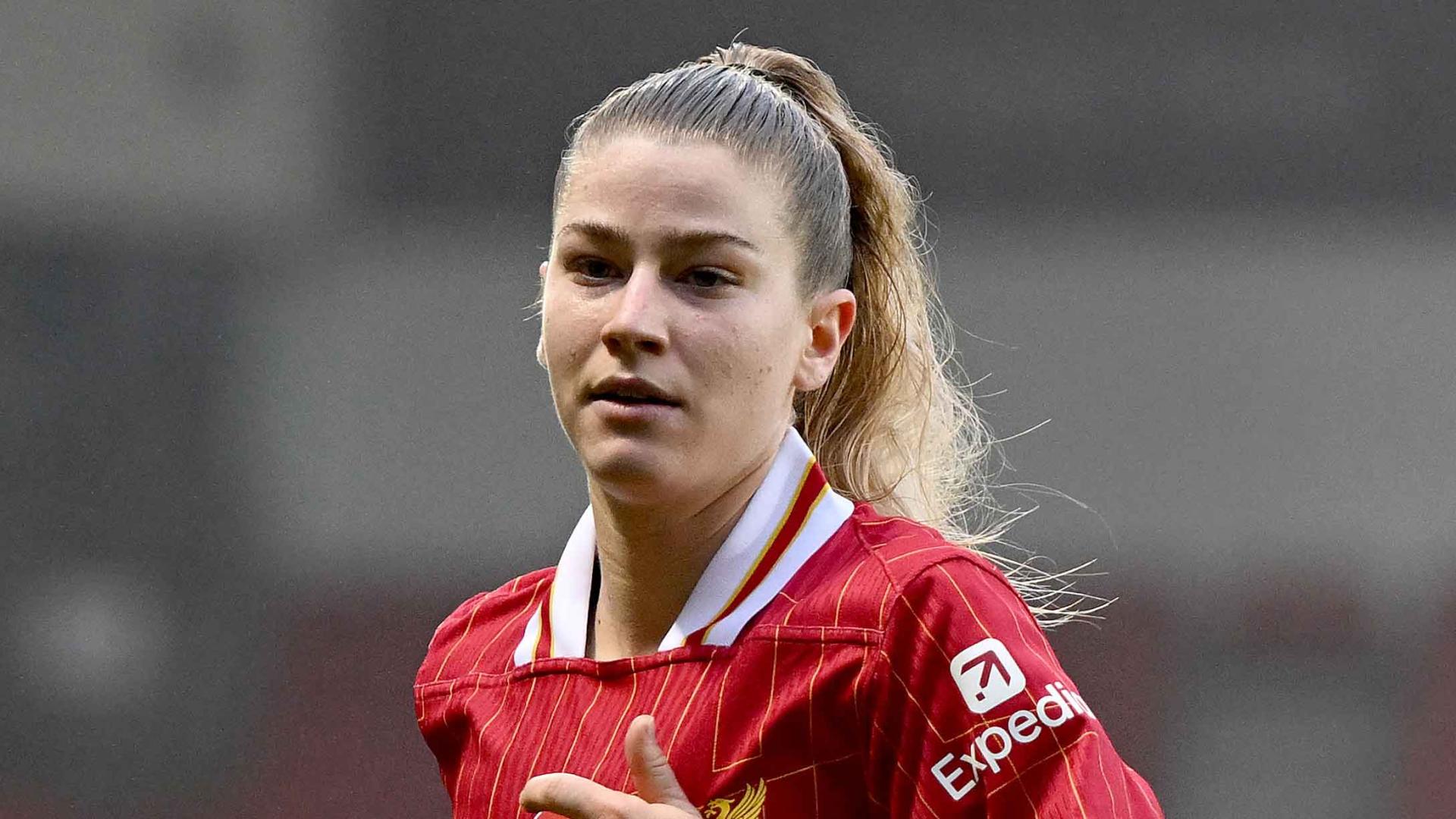 Marie Höbinger injury update