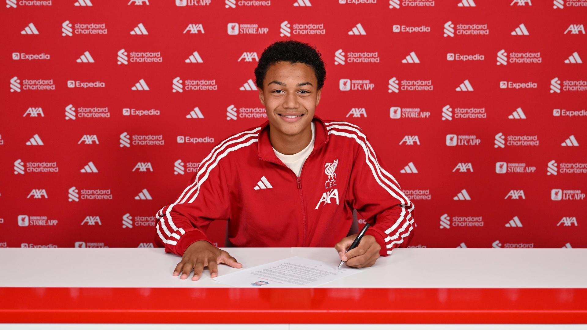 Prince Cisse signs first professional contract with Liverpool FC
