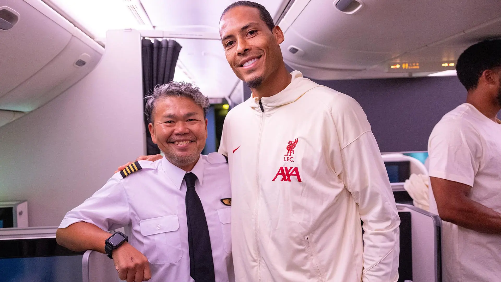 LFC tour diary: Uno battle, two captains and a king, Endo serenaded as we reach Hong Kong