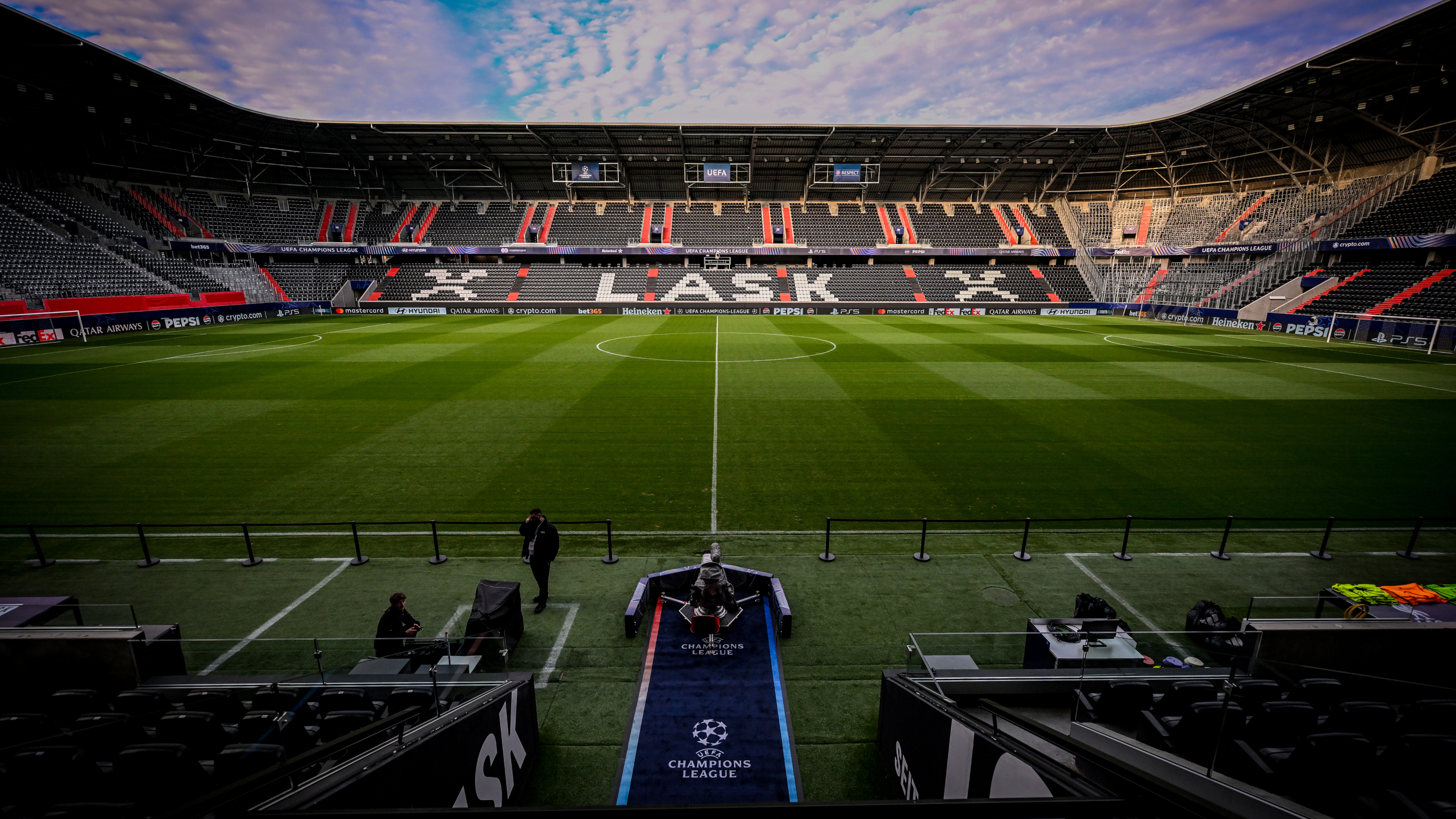 Match Centre header - LASK (14/10/2026)