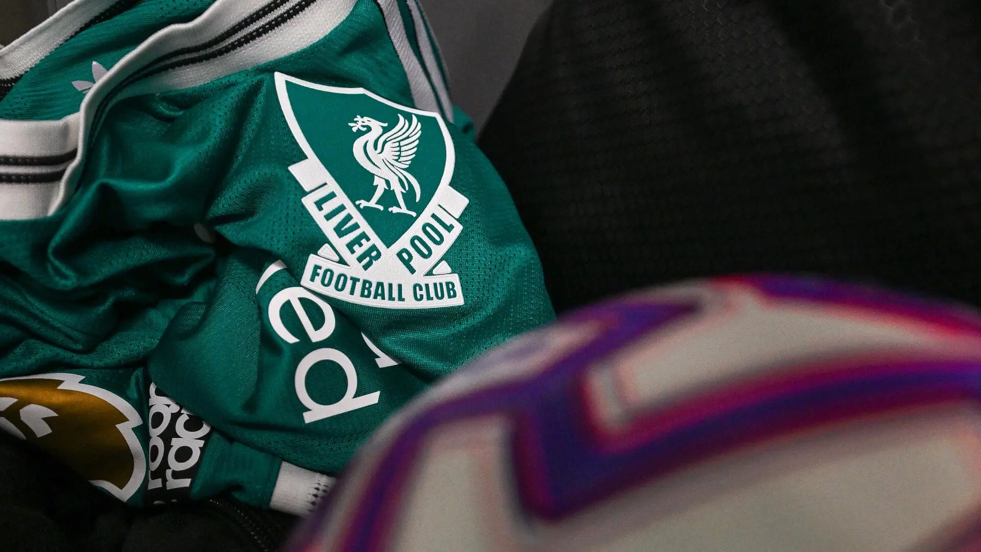 Which kit will Liverpool wear against Brentford?