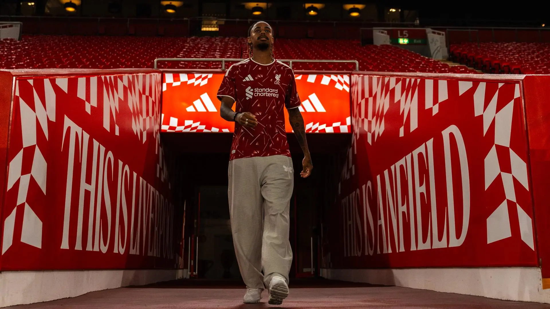 Photos: Bradley Barcola's first look at Anfield as a Liverpool player
