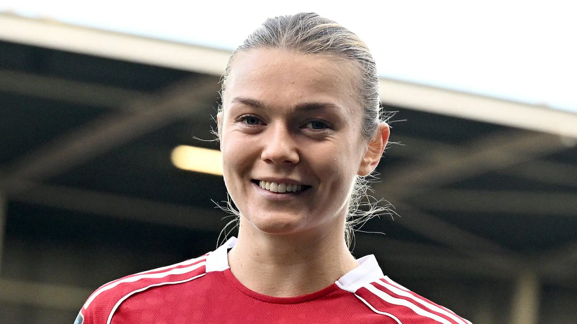 Beata Olsson nominated for WSL Player of the Month award