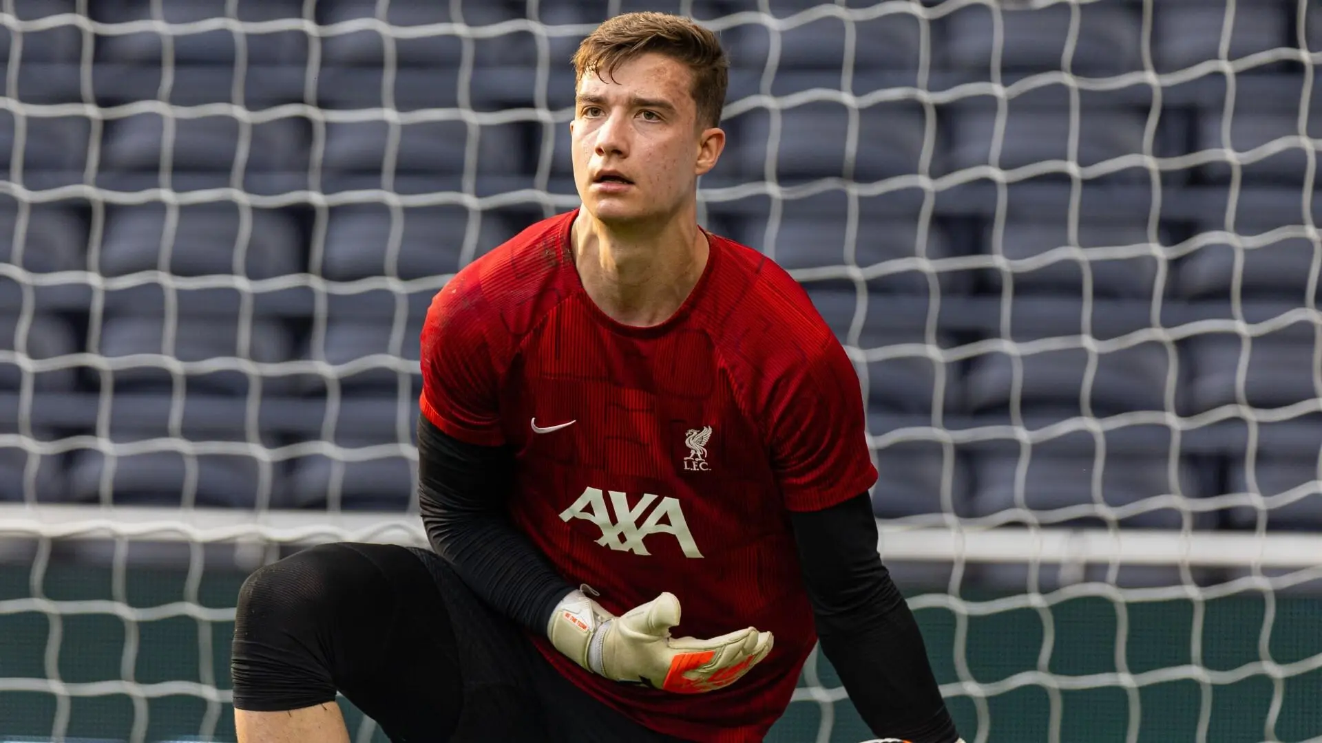 Fabian Mrozek completes loan switch to Forest Green Rovers