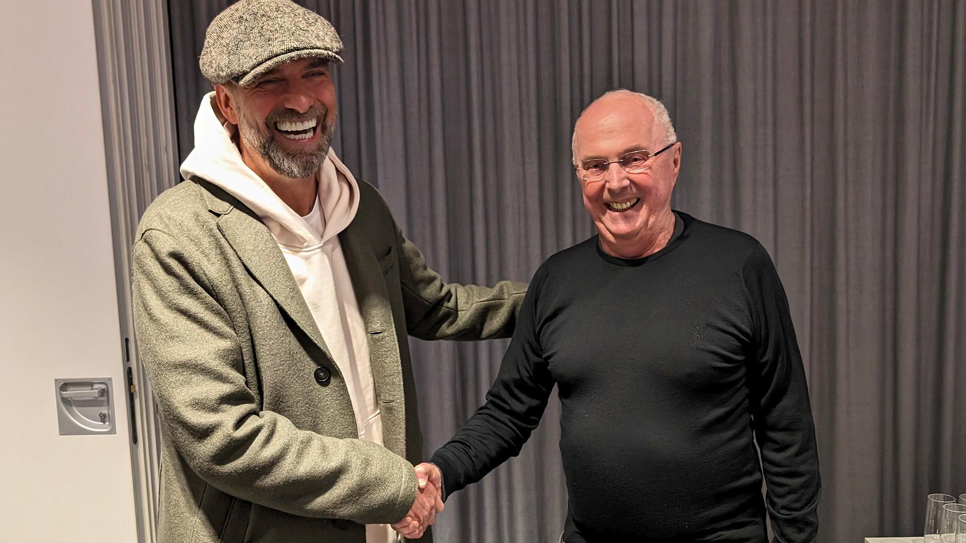 Jürgen Klopp meets Sven-Goran Eriksson and LFC Legends squad