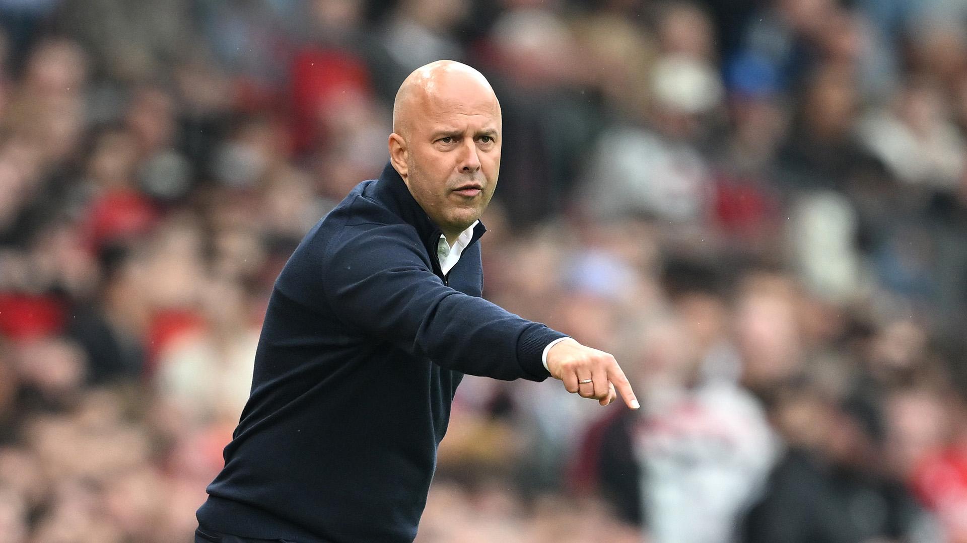 Arne Slot clinches piece of LFC history after win at Man Utd