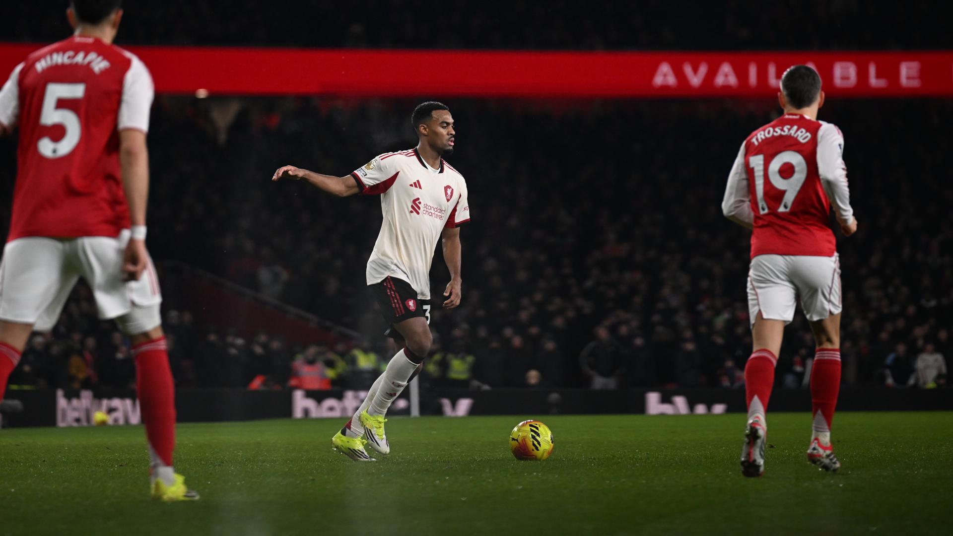 In photos: Liverpool and Arsenal play out draw in the London rain