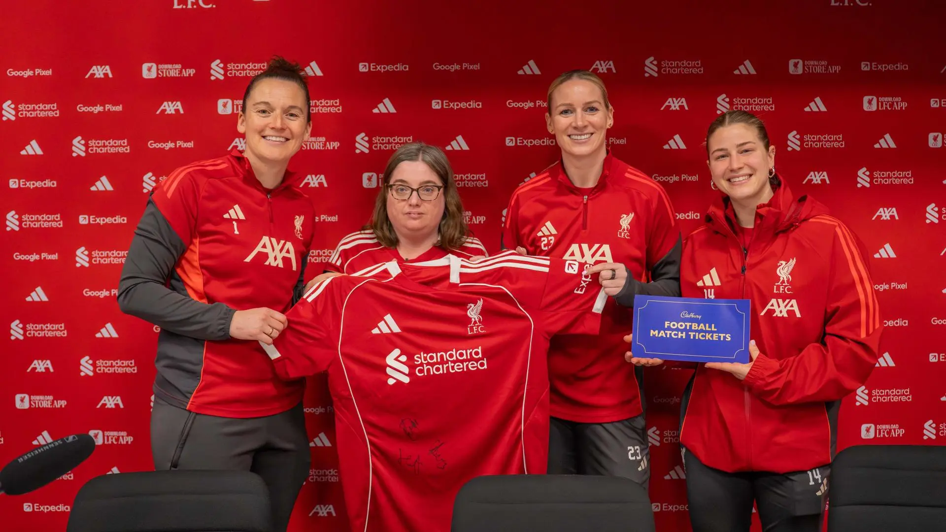 LFC Women and Cadbury unite to support Fans Supporting Foodbanks at Anfield