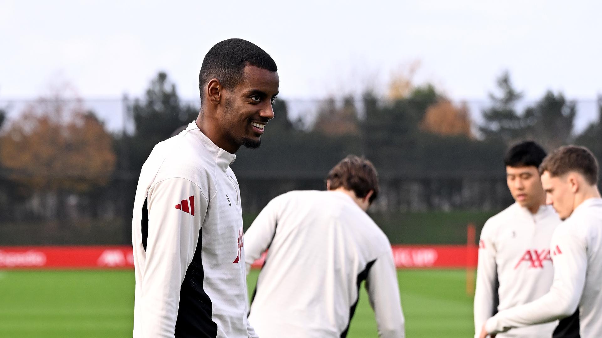 Manchester City v Liverpool: Team news