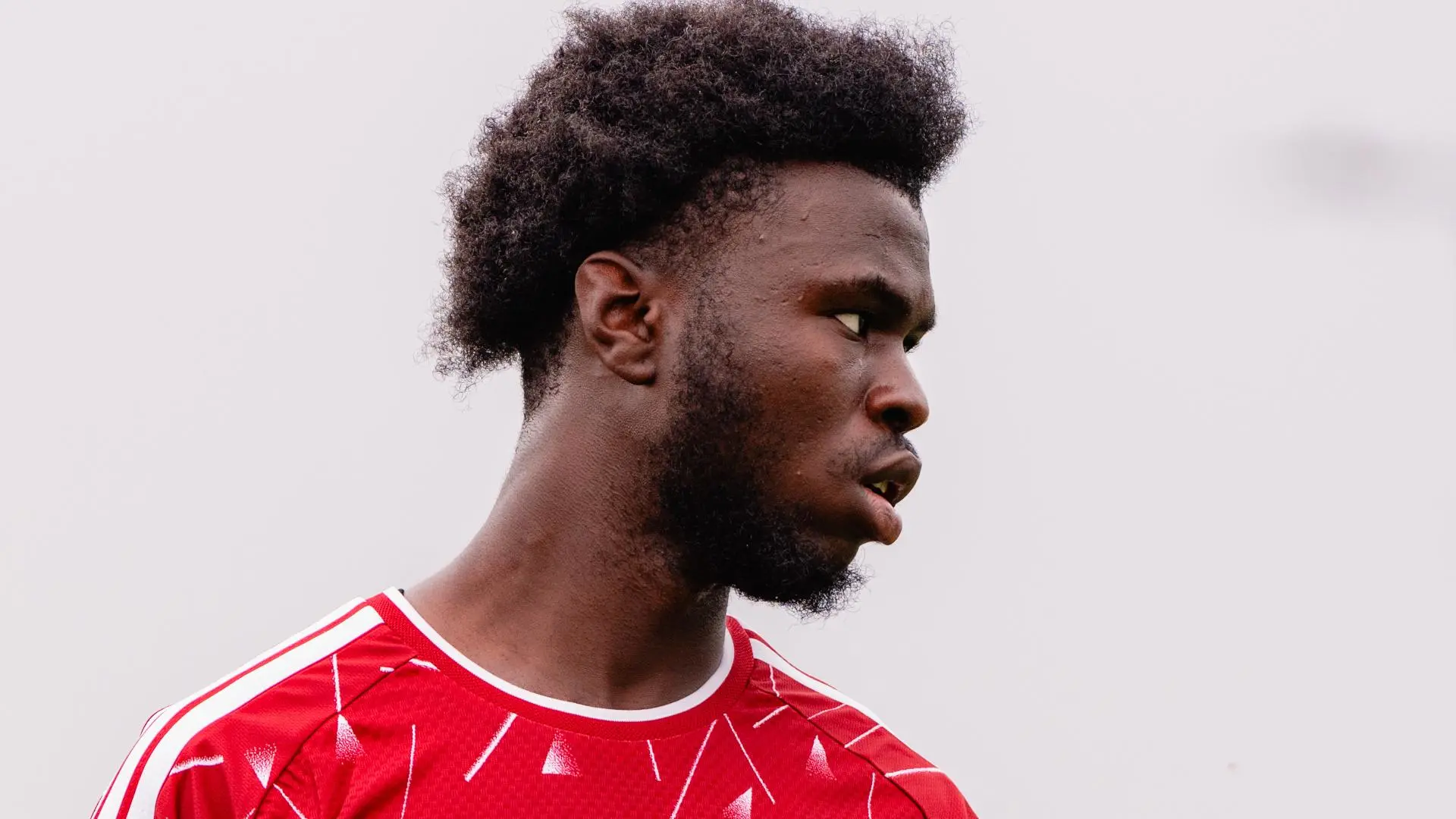 Amara Nallo returns to Liverpool from loan spell