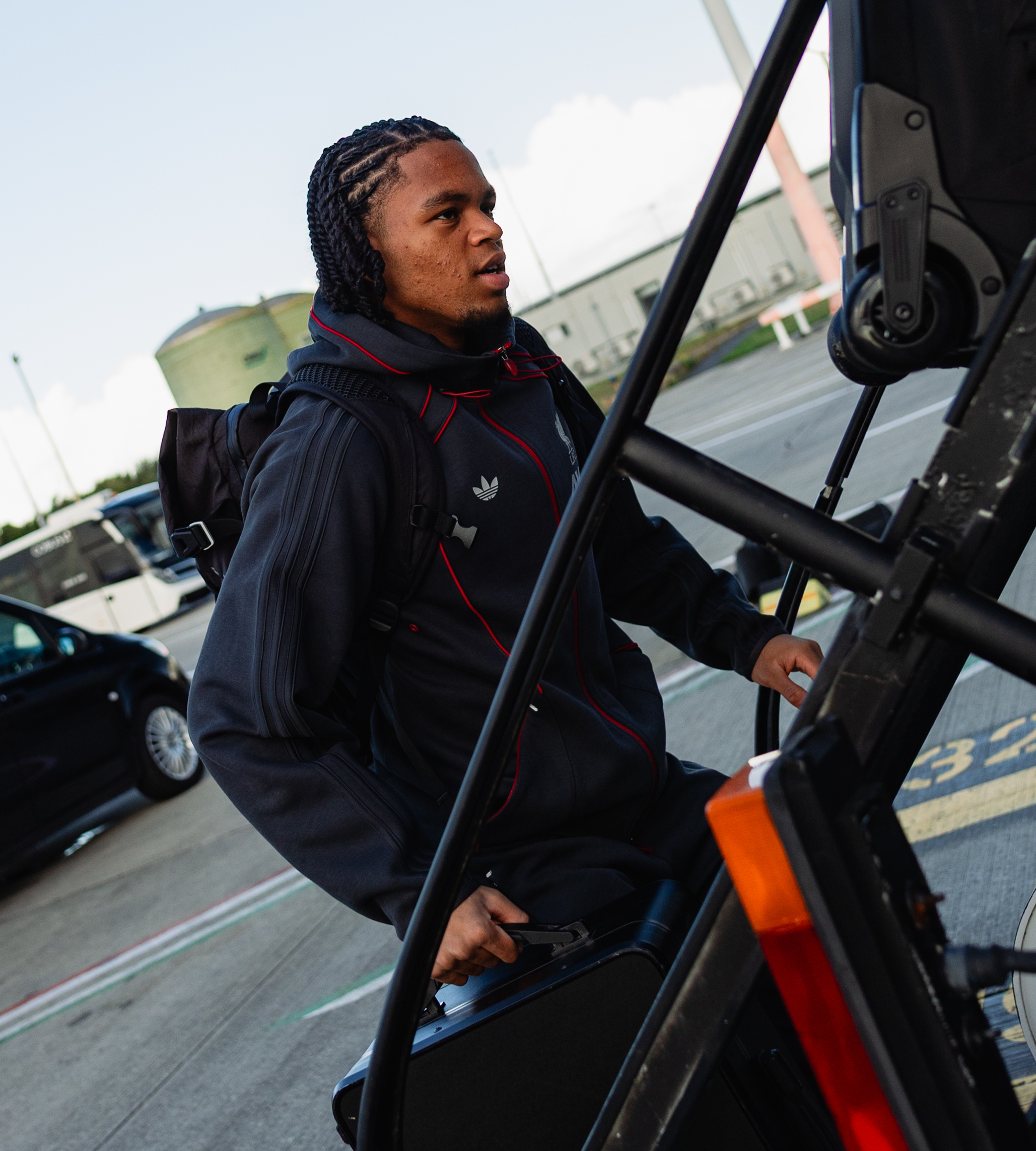 LASK departure gallery - 13/10/26 (11)