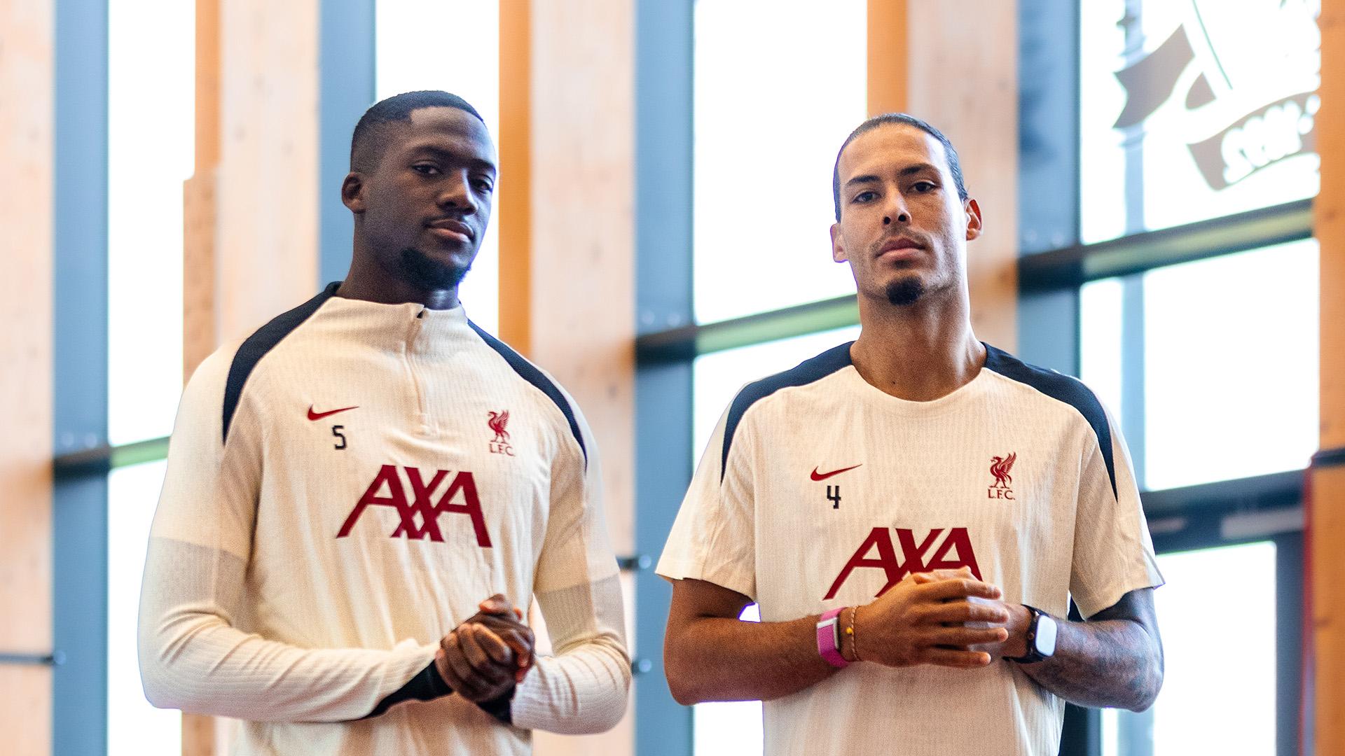 Gauntlets, new threads and Diaz nails it - things spotted in training on Wednesday