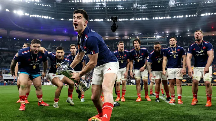 France celebrate winning the 2025 Guinness Men's Six Nations title