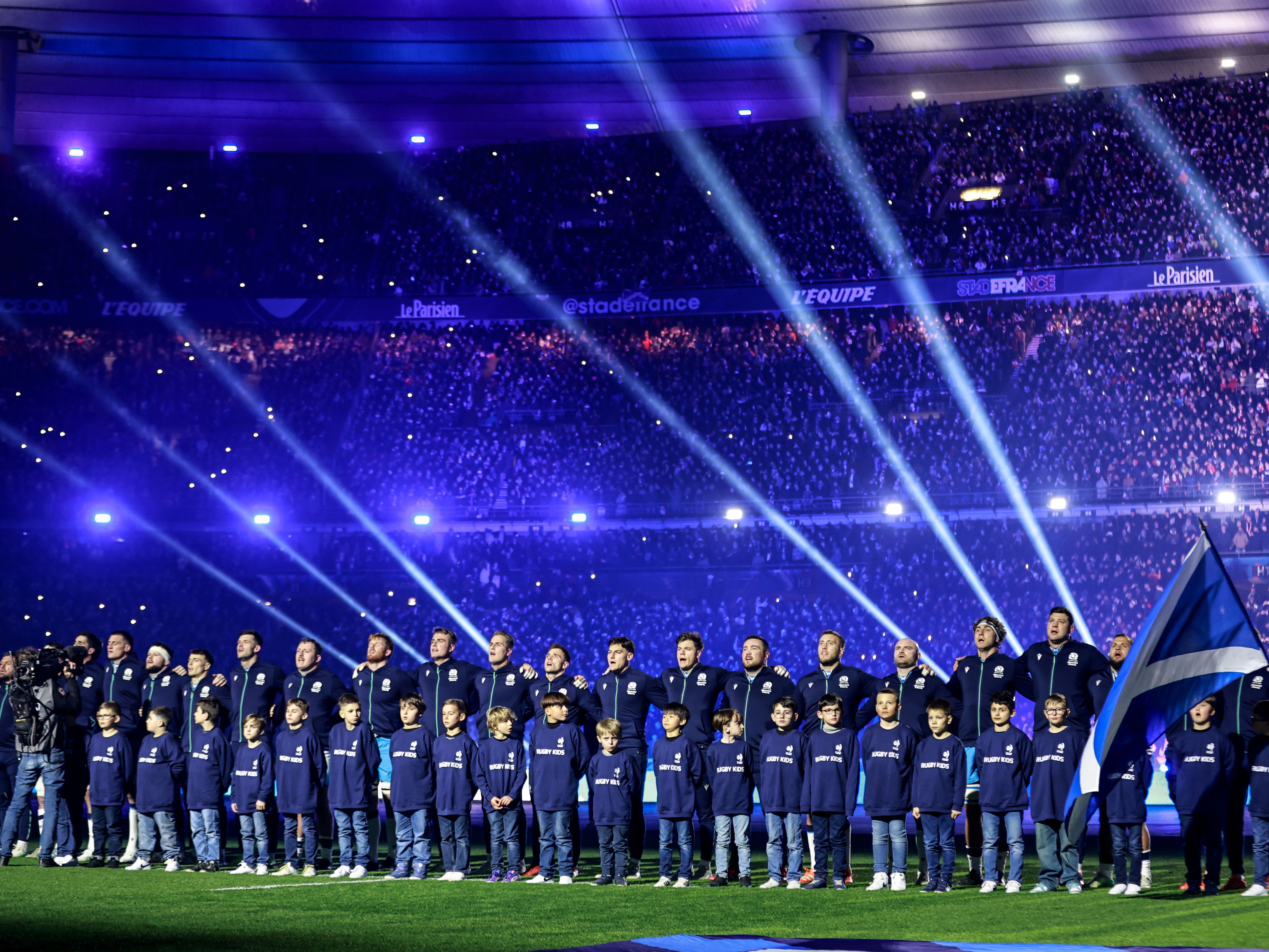 Paris light show - Super Saturday - M6N 2025