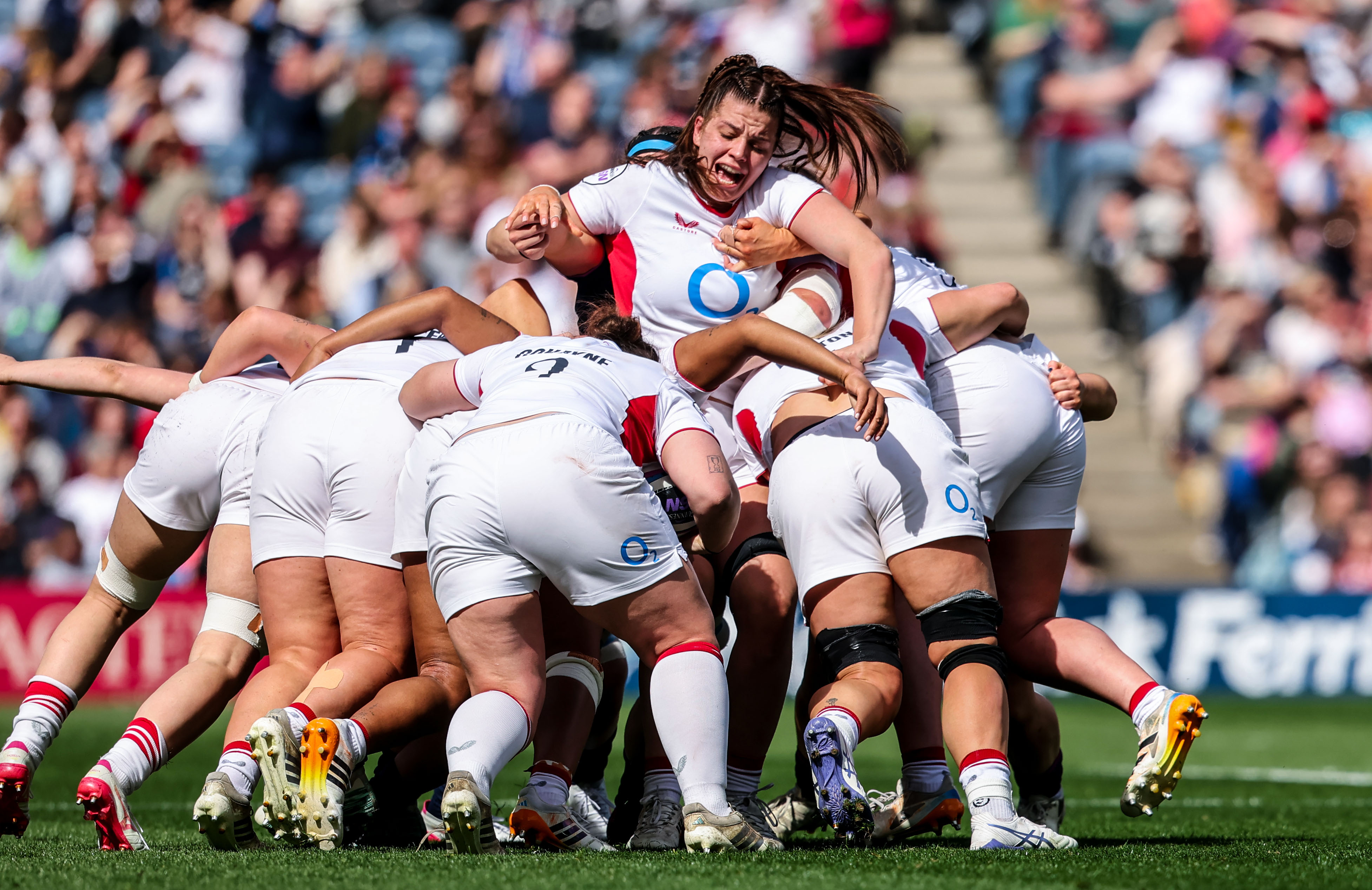 Lilli Ives Campion of England in the maul during the 2026 Guinness Women's Six Nations Championship Round 2 game between Scotland and England in Scottish Gas Murrayfield, Edinburgh.