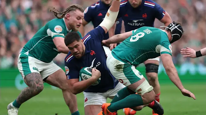 France's Emmanuel Meafou comes up against Ireland's Finlay Bealham and Caelan Doris during the 2025 Six Nations Championship.