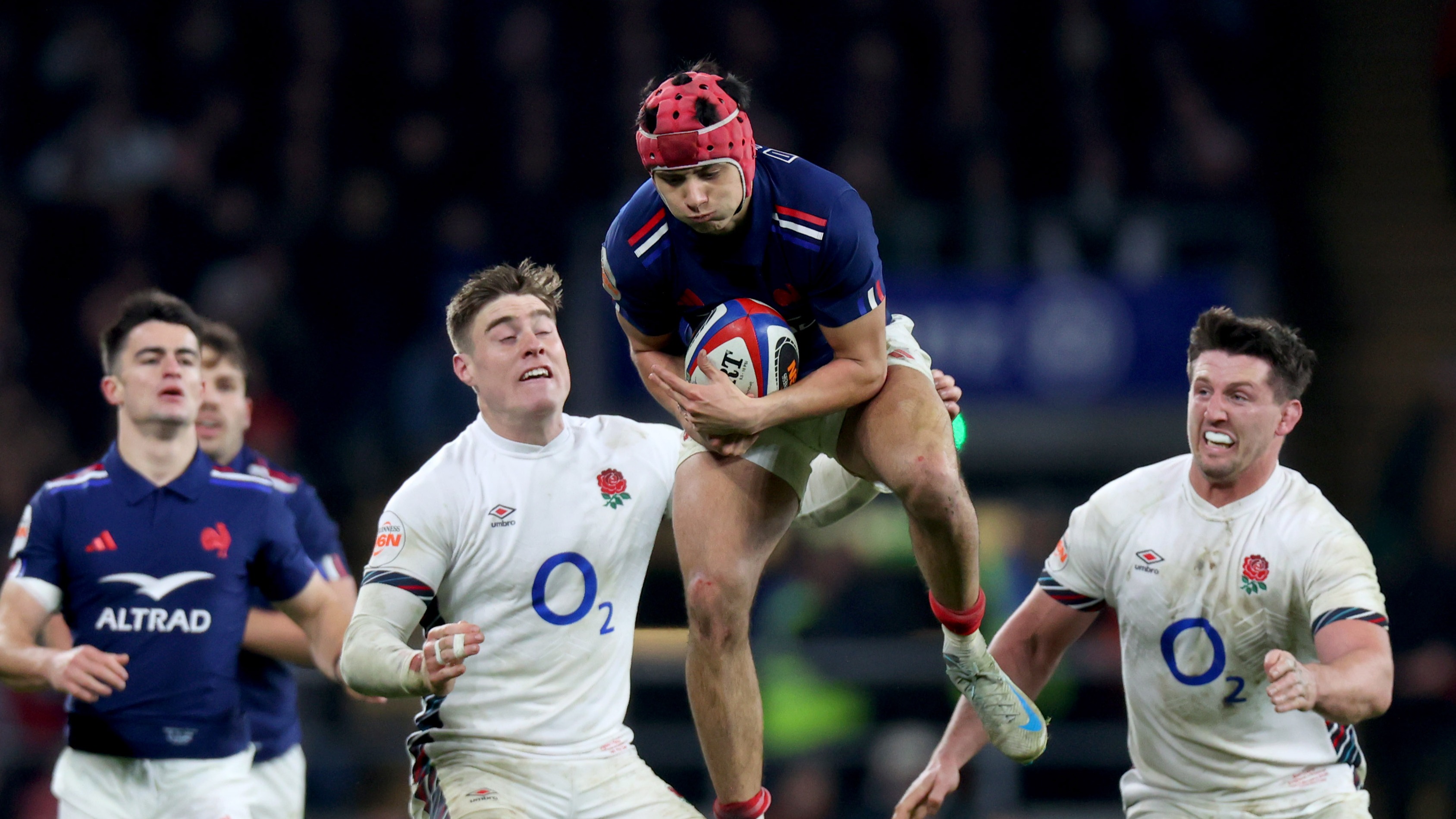 Louis Bielle-Biarrey wins the high ball against England during the 2025 Championship.